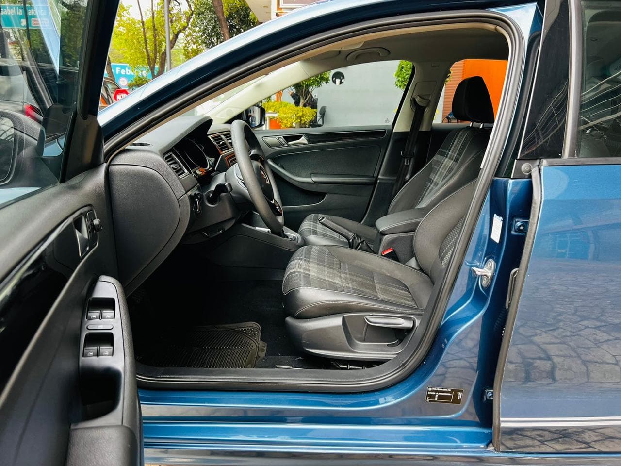JETTA STYLE A7 2017 PIEL-TELA AT AC — foto 15