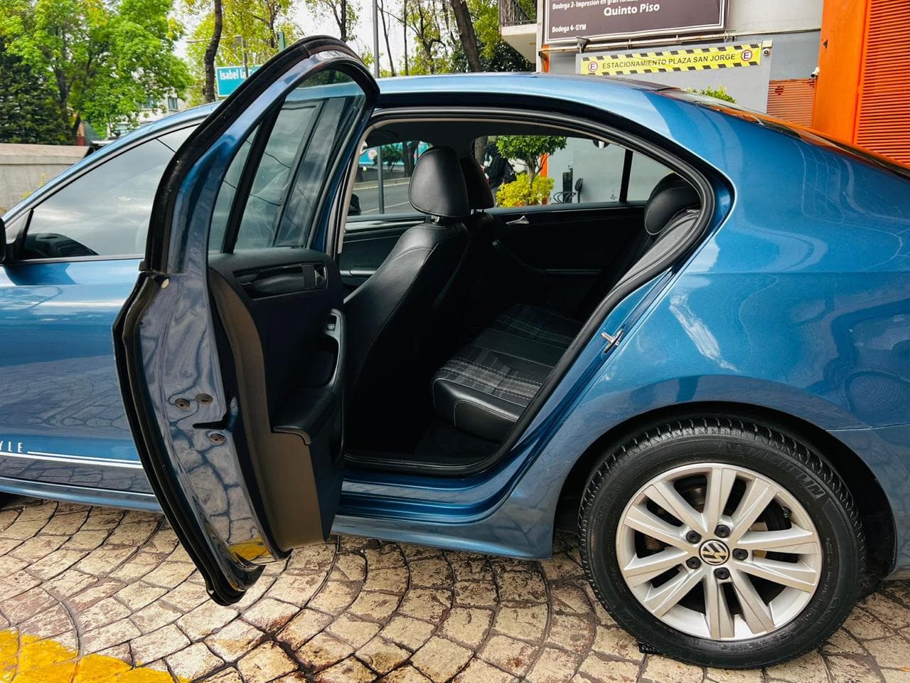 JETTA STYLE A7 2017 PIEL-TELA AT AC — foto 18