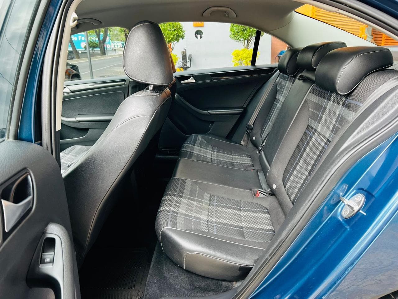 JETTA STYLE A7 2017 PIEL-TELA AT AC — foto 19
