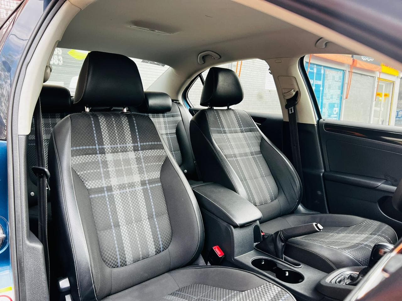 JETTA STYLE A7 2017 PIEL-TELA AT AC — foto 23