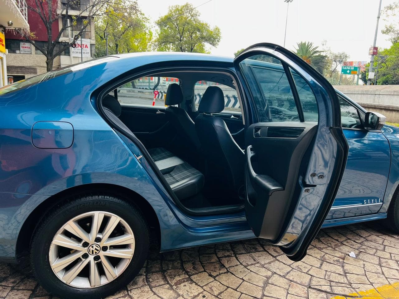 JETTA STYLE A7 2017 PIEL-TELA AT AC — foto 24