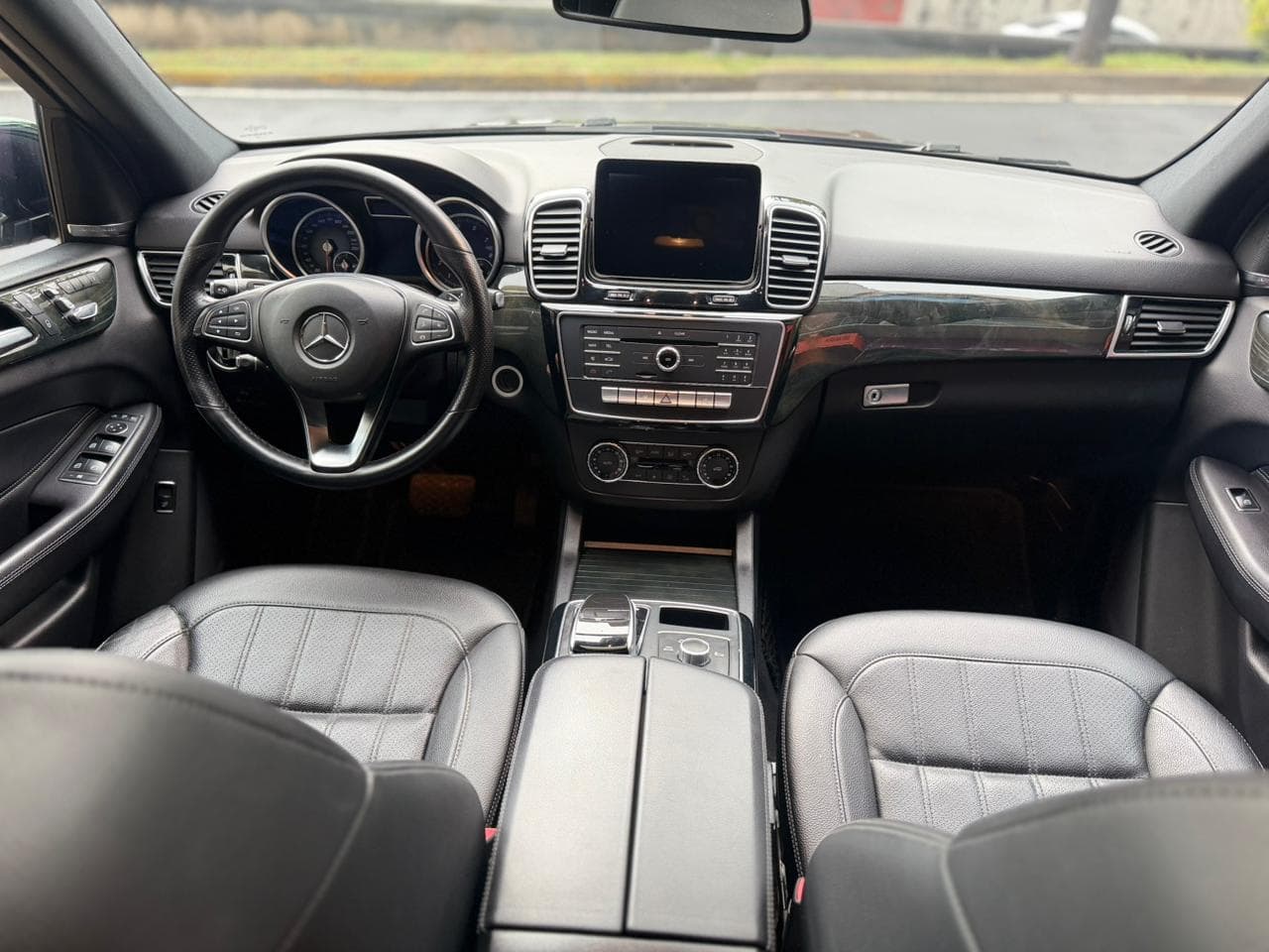 MERCEDES-BENZ GLE 350 2018 — foto 27