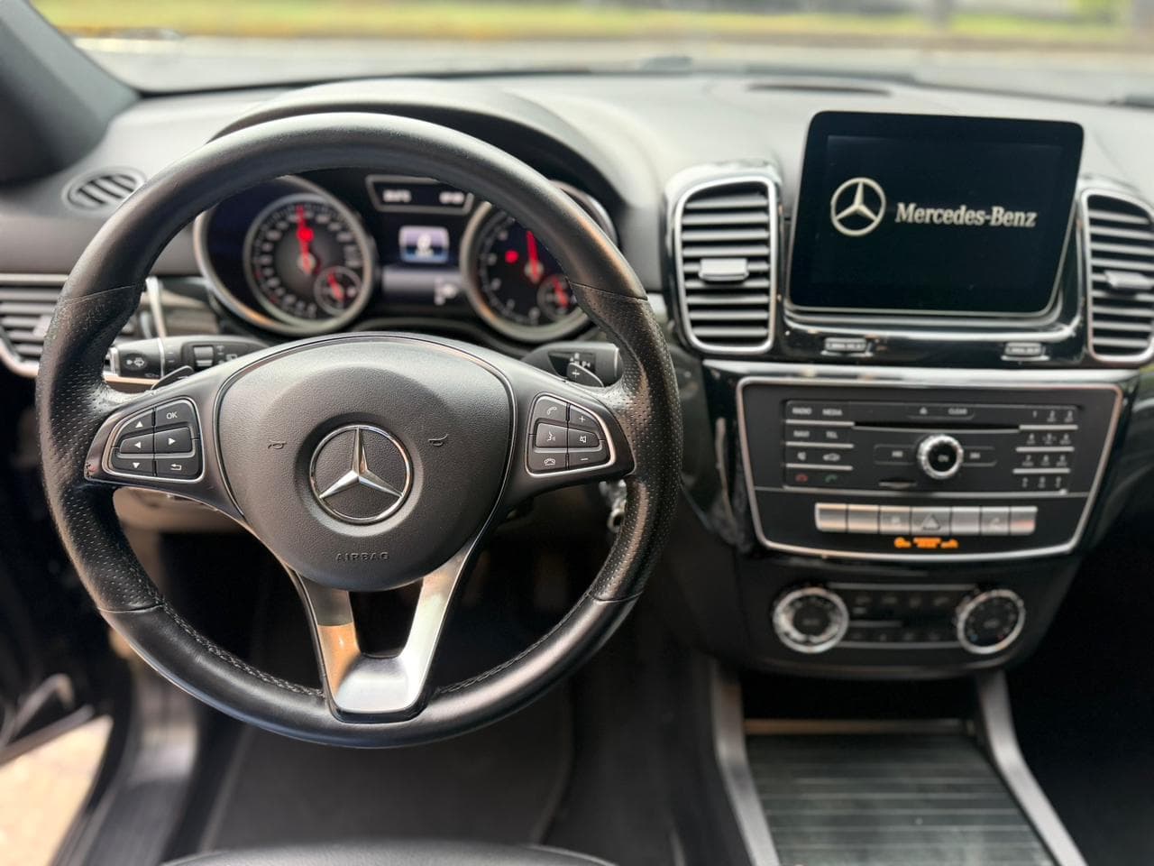 MERCEDES-BENZ GLE 350 2018 — foto 28