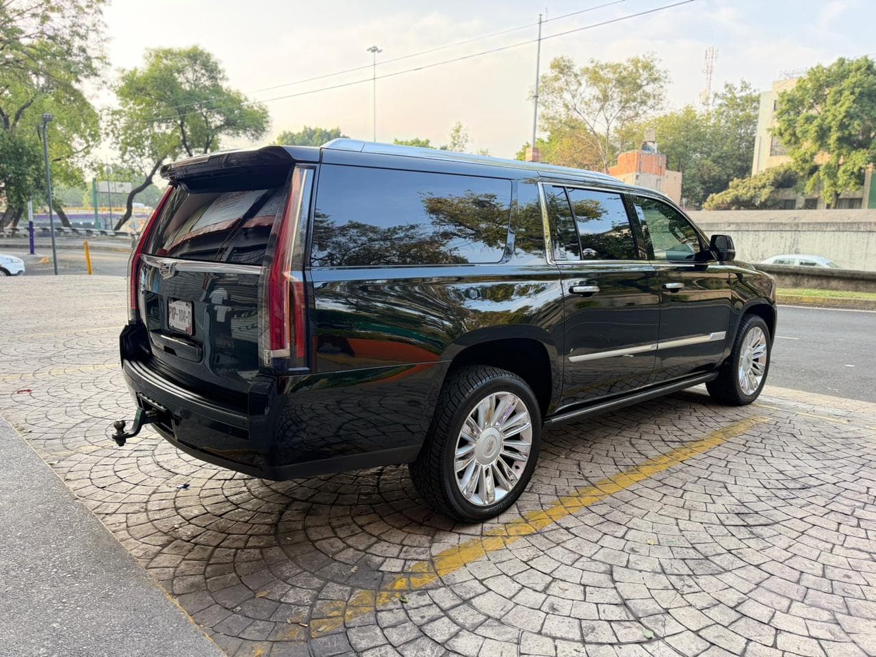 CADILLAC ESCALDE ESV AWD PLATINUM 2019 — foto 6