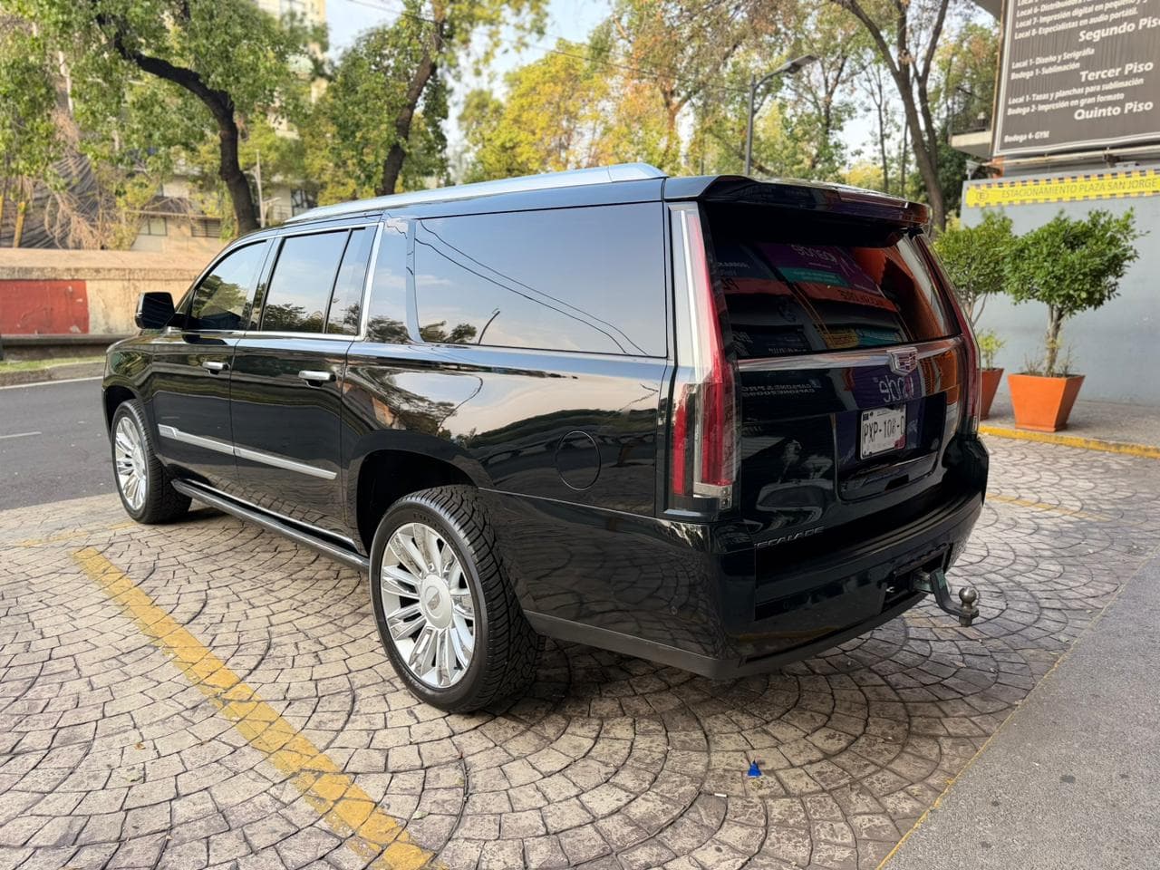 CADILLAC ESCALDE ESV AWD PLATINUM 2019 — foto 7