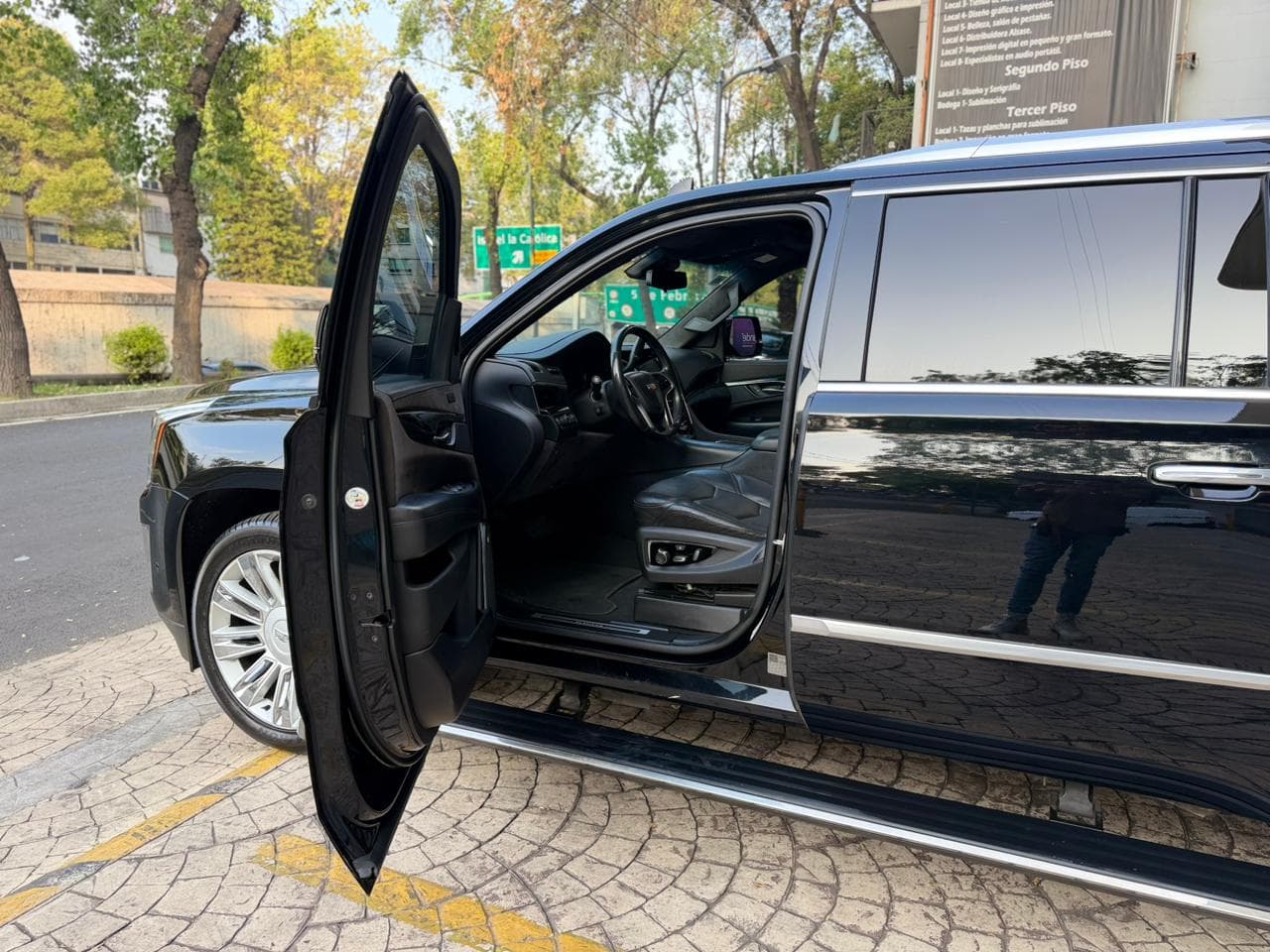 CADILLAC ESCALDE ESV AWD PLATINUM 2019 — foto 14