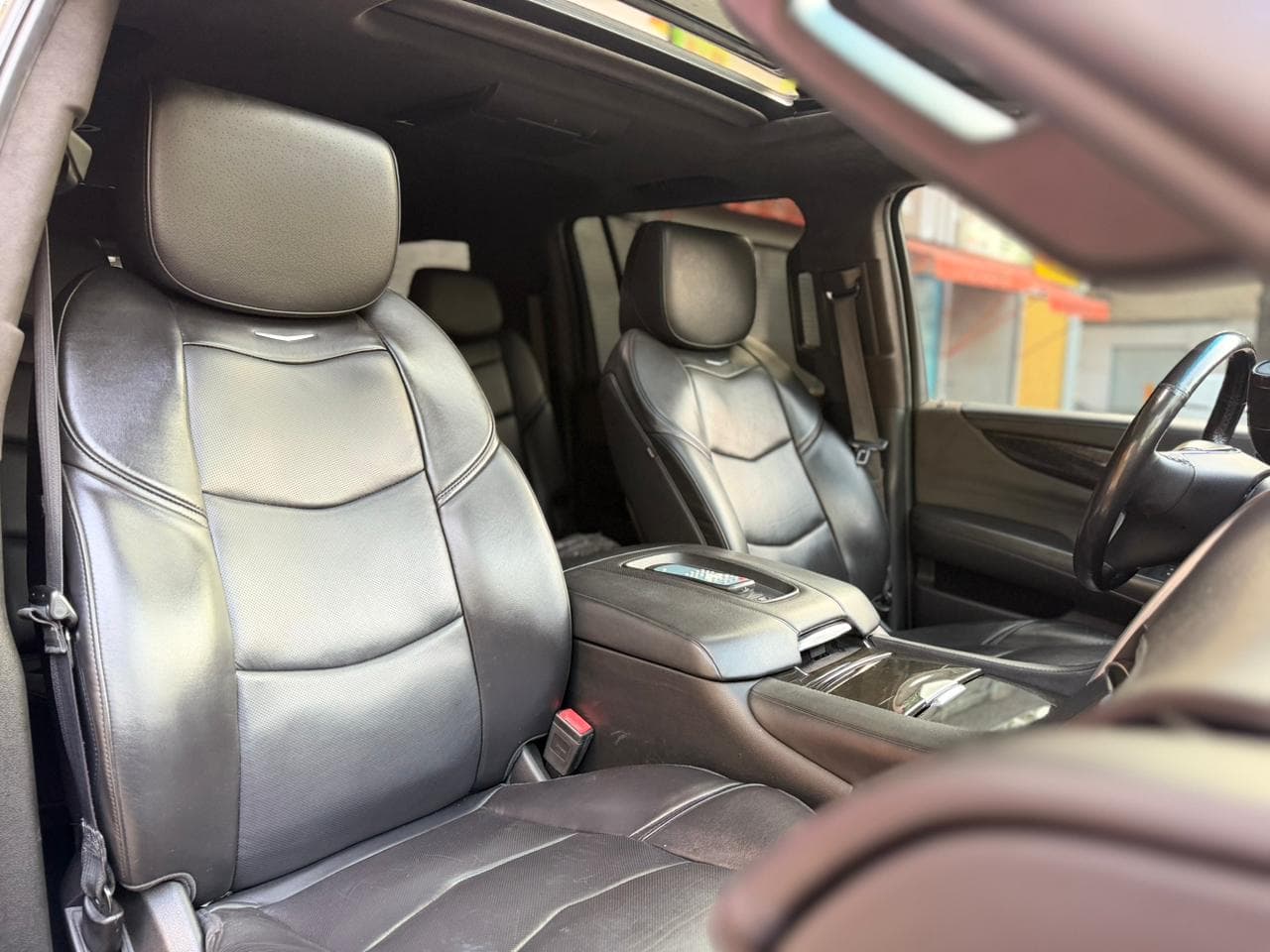CADILLAC ESCALDE ESV AWD PLATINUM 2019 — foto 24