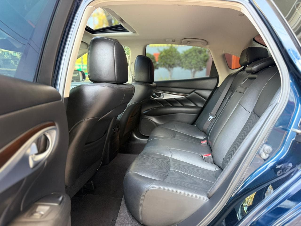 INFINITI Q70 SEDUCTION 2018 — foto 19
