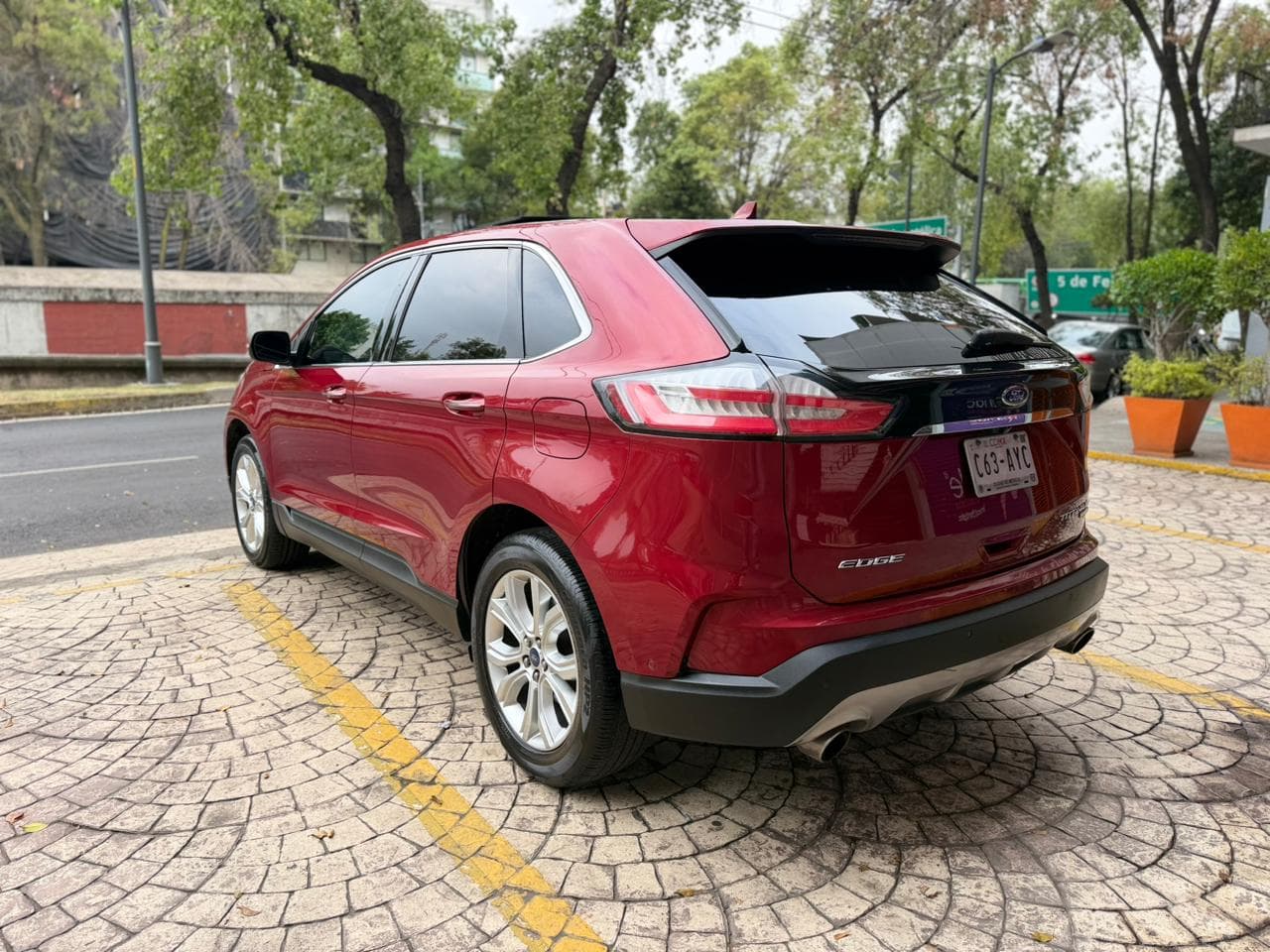 FORD EDGE TITANIUM 2019 — foto 7