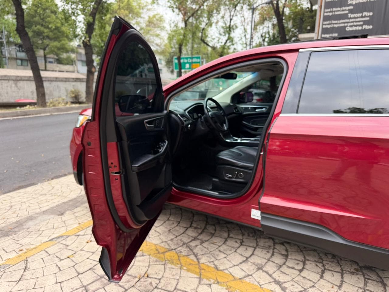 FORD EDGE TITANIUM 2019 — foto 14