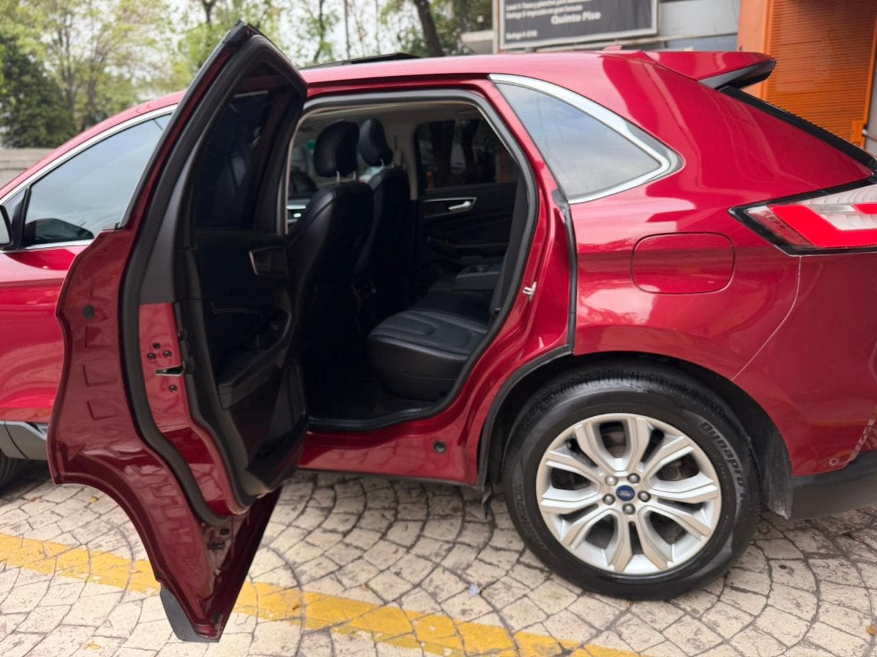 FORD EDGE TITANIUM 2019 — foto 18