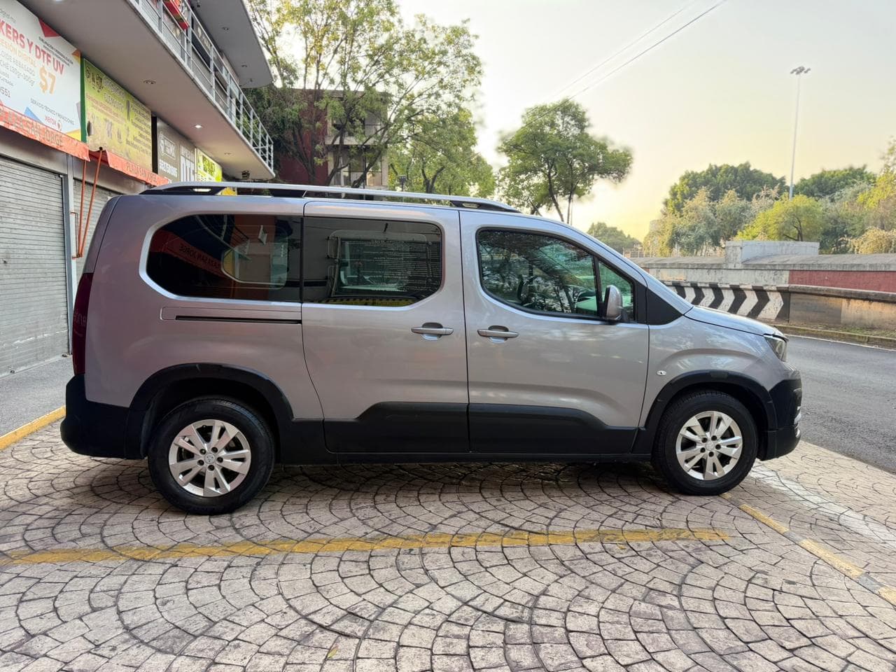 PEUGEOT RIFTER ALLURE 2020 TURBO DIESEL — foto 5