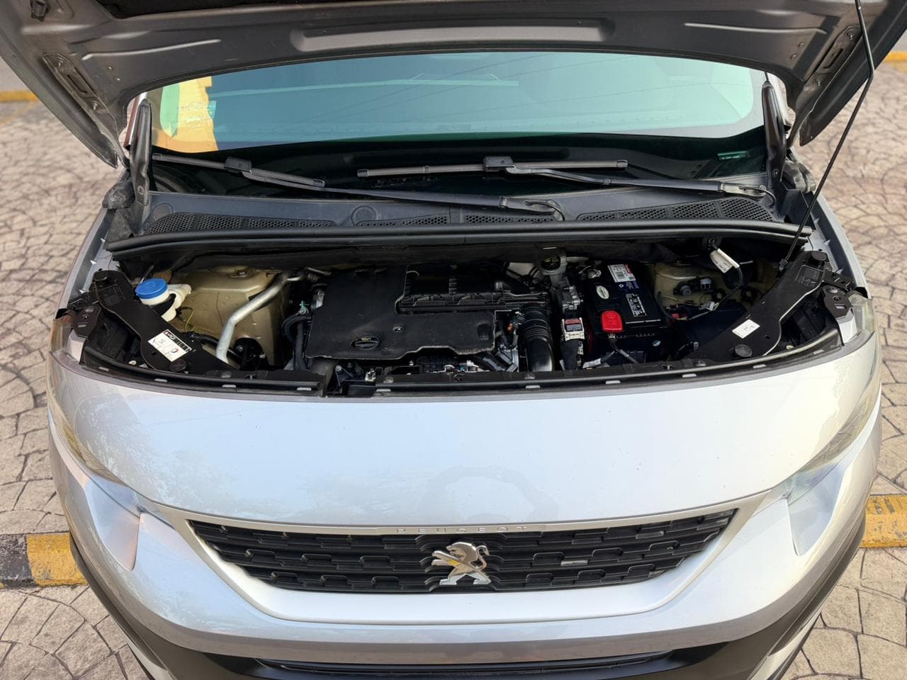 PEUGEOT RIFTER ALLURE 2020 TURBO DIESEL — foto 11