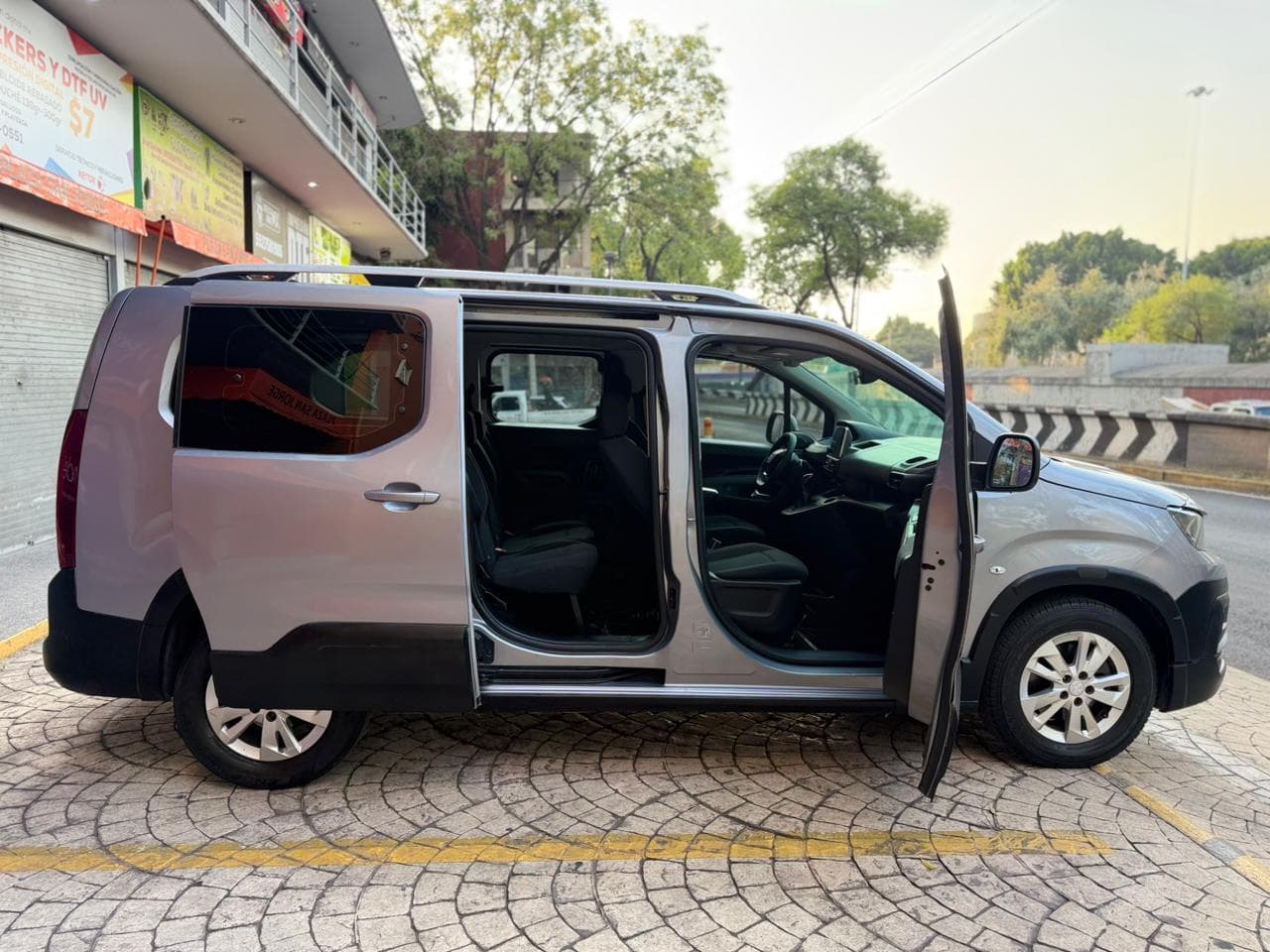 PEUGEOT RIFTER ALLURE 2020 TURBO DIESEL — foto 26