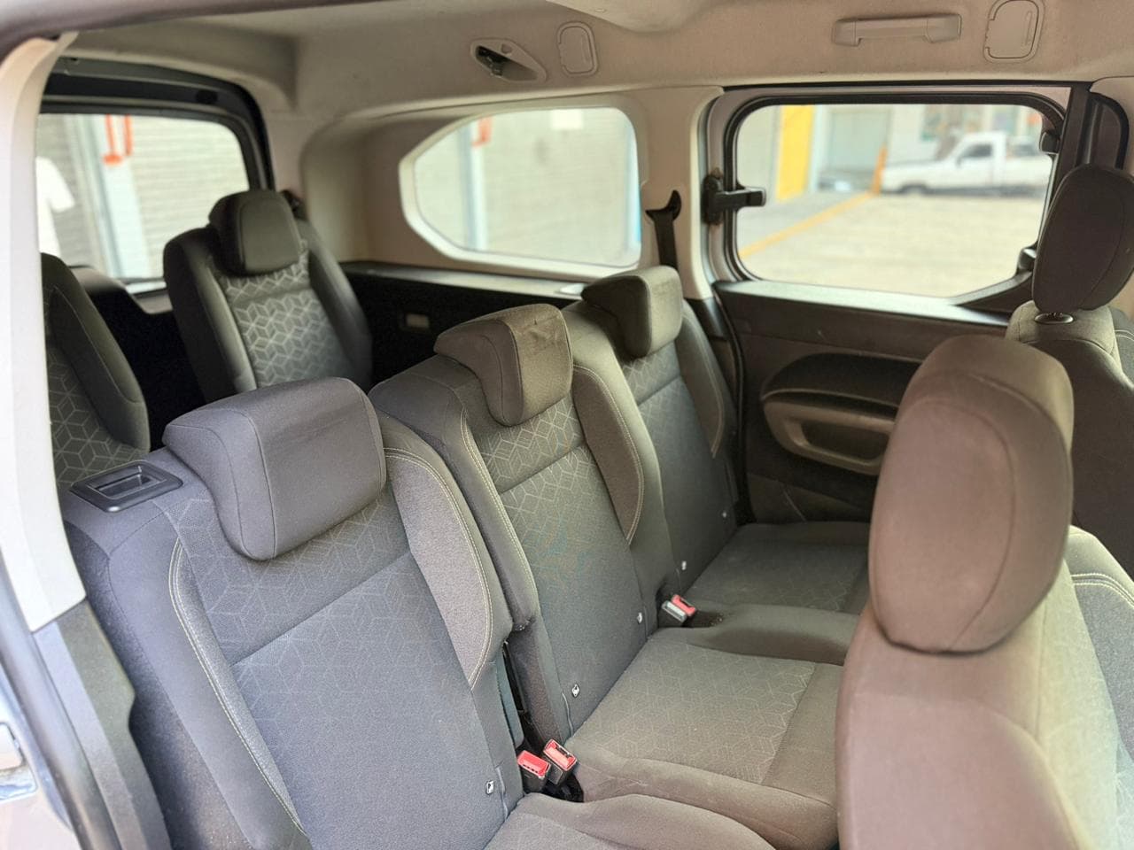 PEUGEOT RIFTER ALLURE 2020 TURBO DIESEL — foto 27