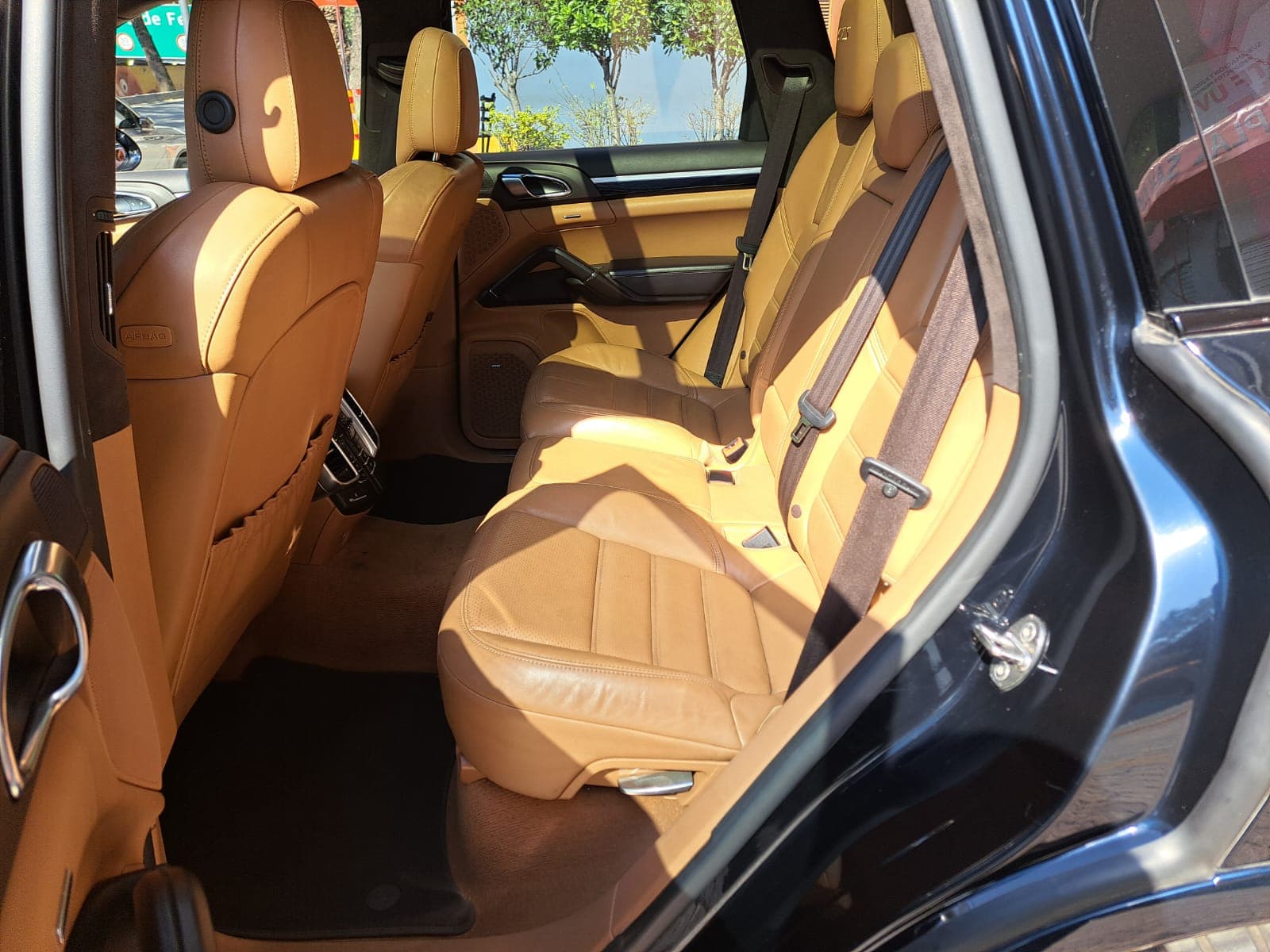 PORSCHE CAYANNE GTS 2016 — foto 19