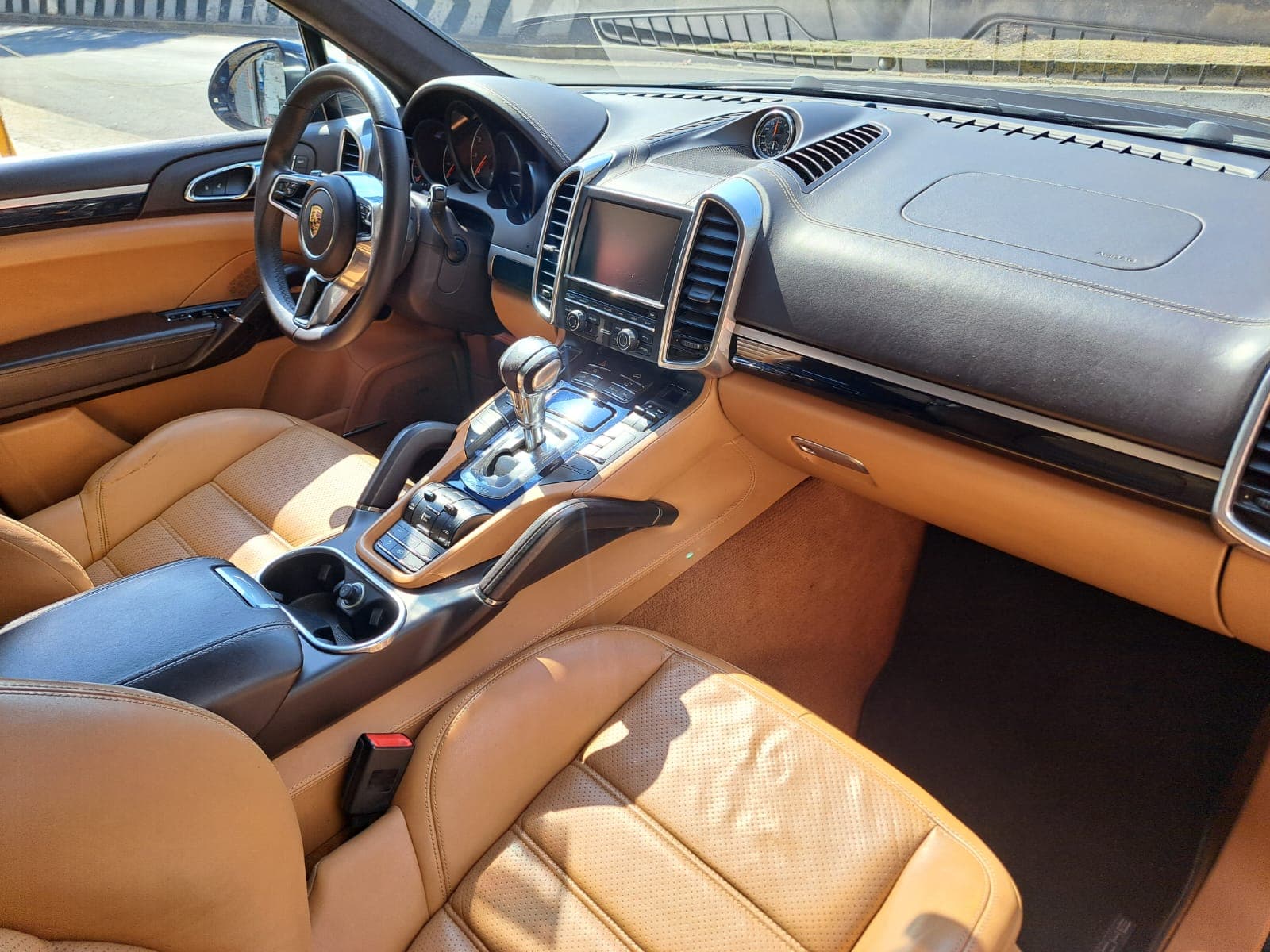 PORSCHE CAYANNE GTS 2016 — foto 23