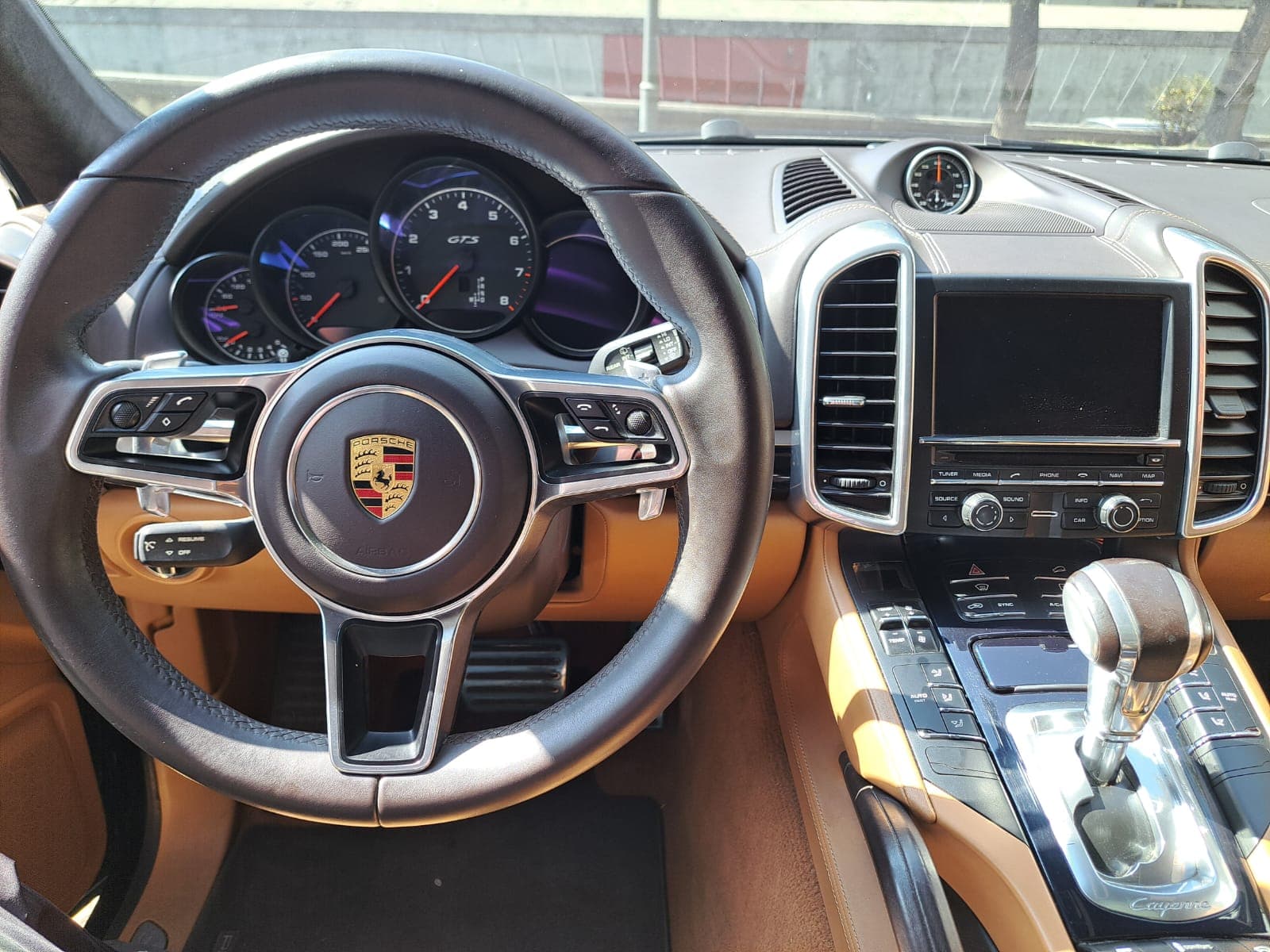 PORSCHE CAYANNE GTS 2016 — foto 30