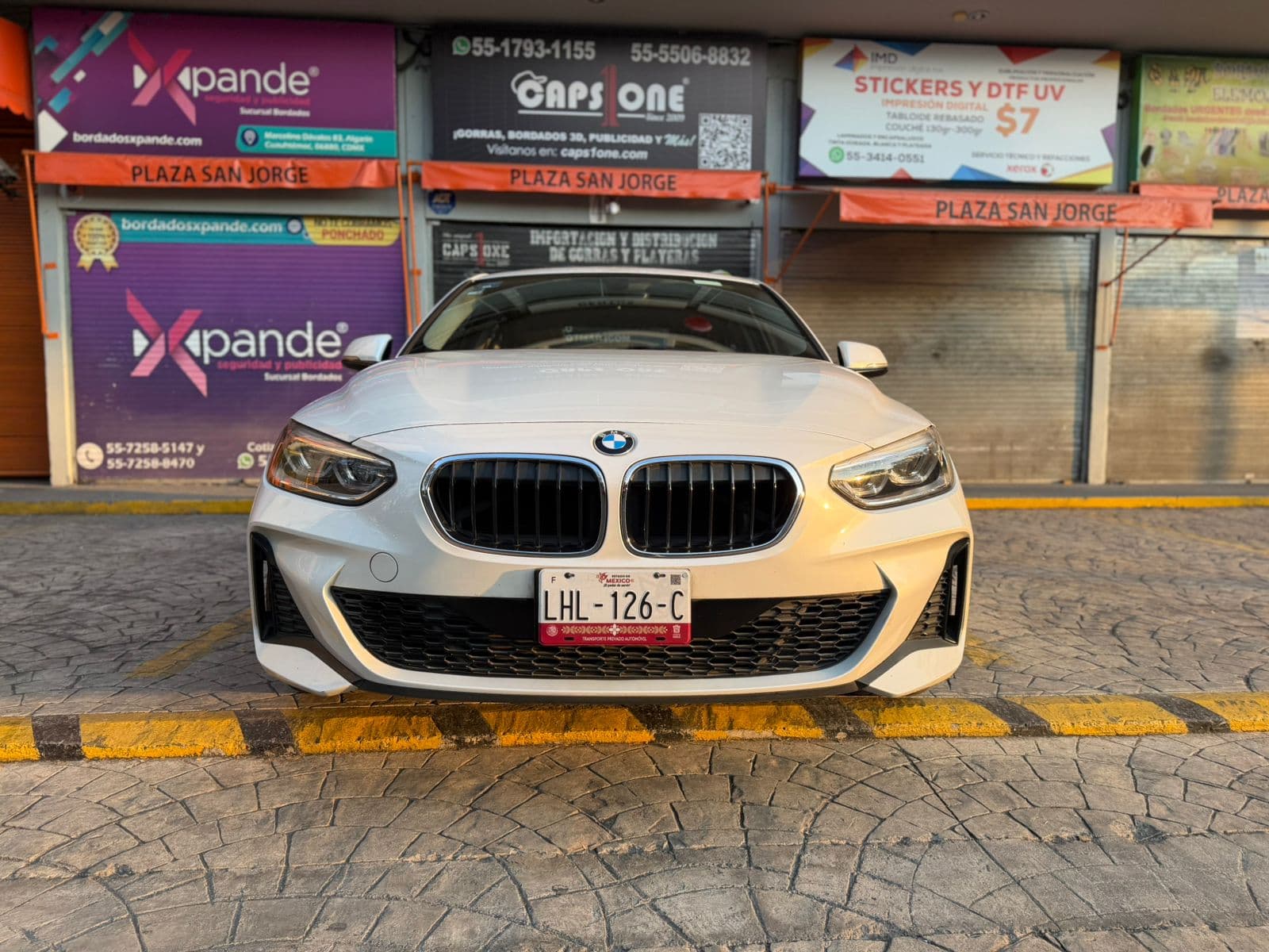 BMW 120iA 2021 M SPORT SEDAN — foto 3