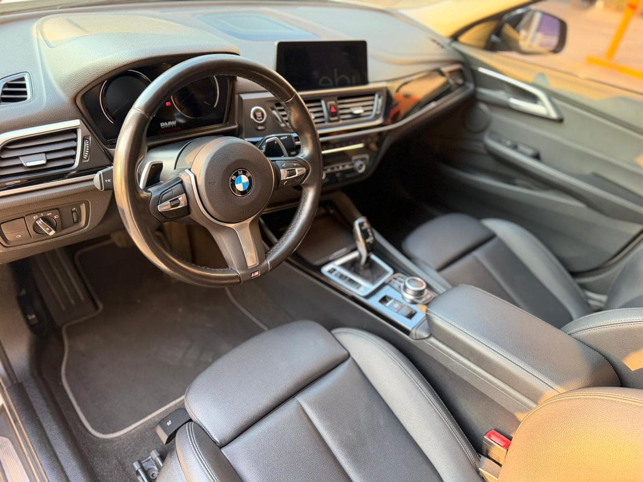 BMW 120iA 2021 M SPORT SEDAN — foto 16