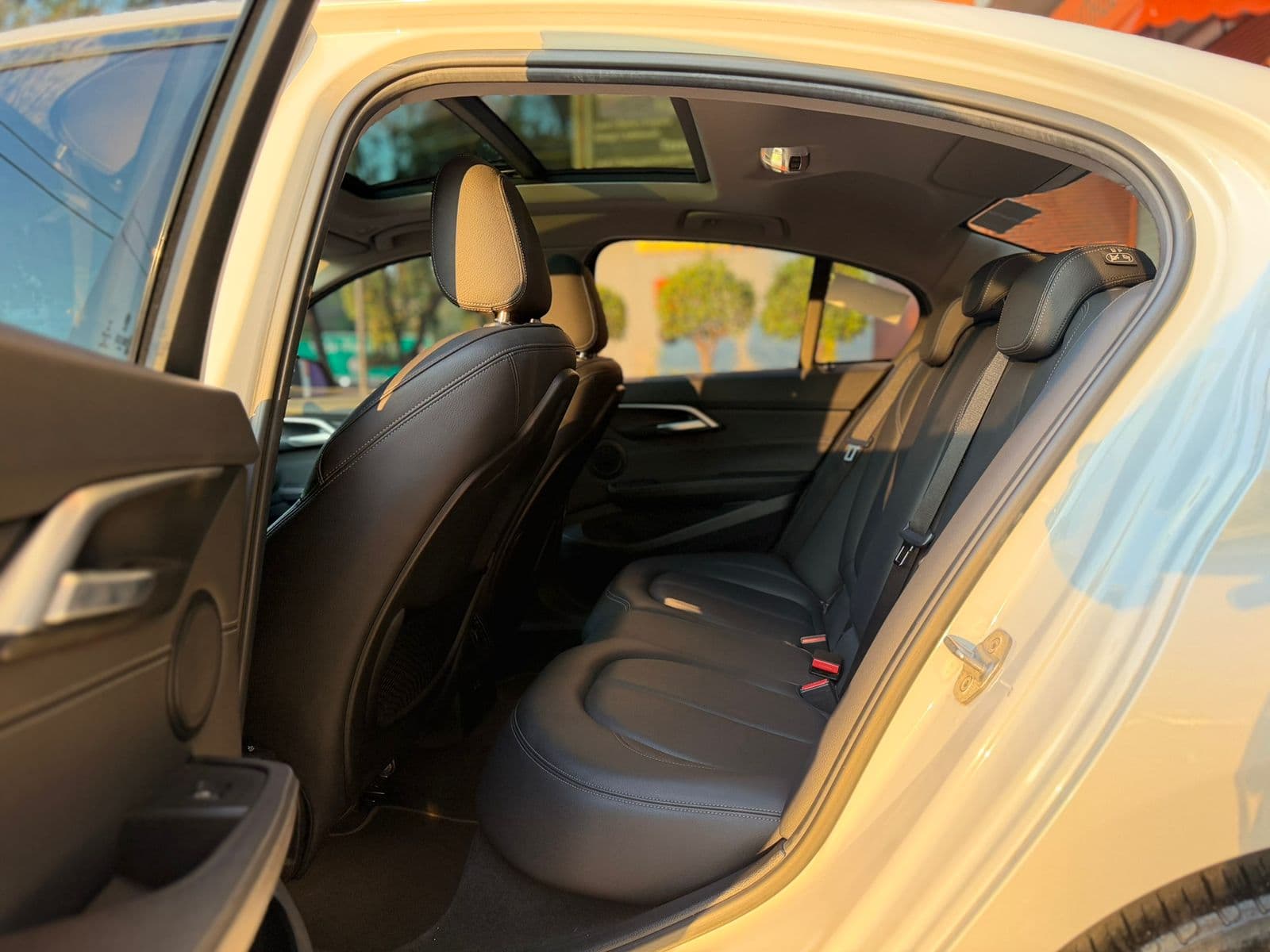 BMW 120iA 2021 M SPORT SEDAN — foto 19