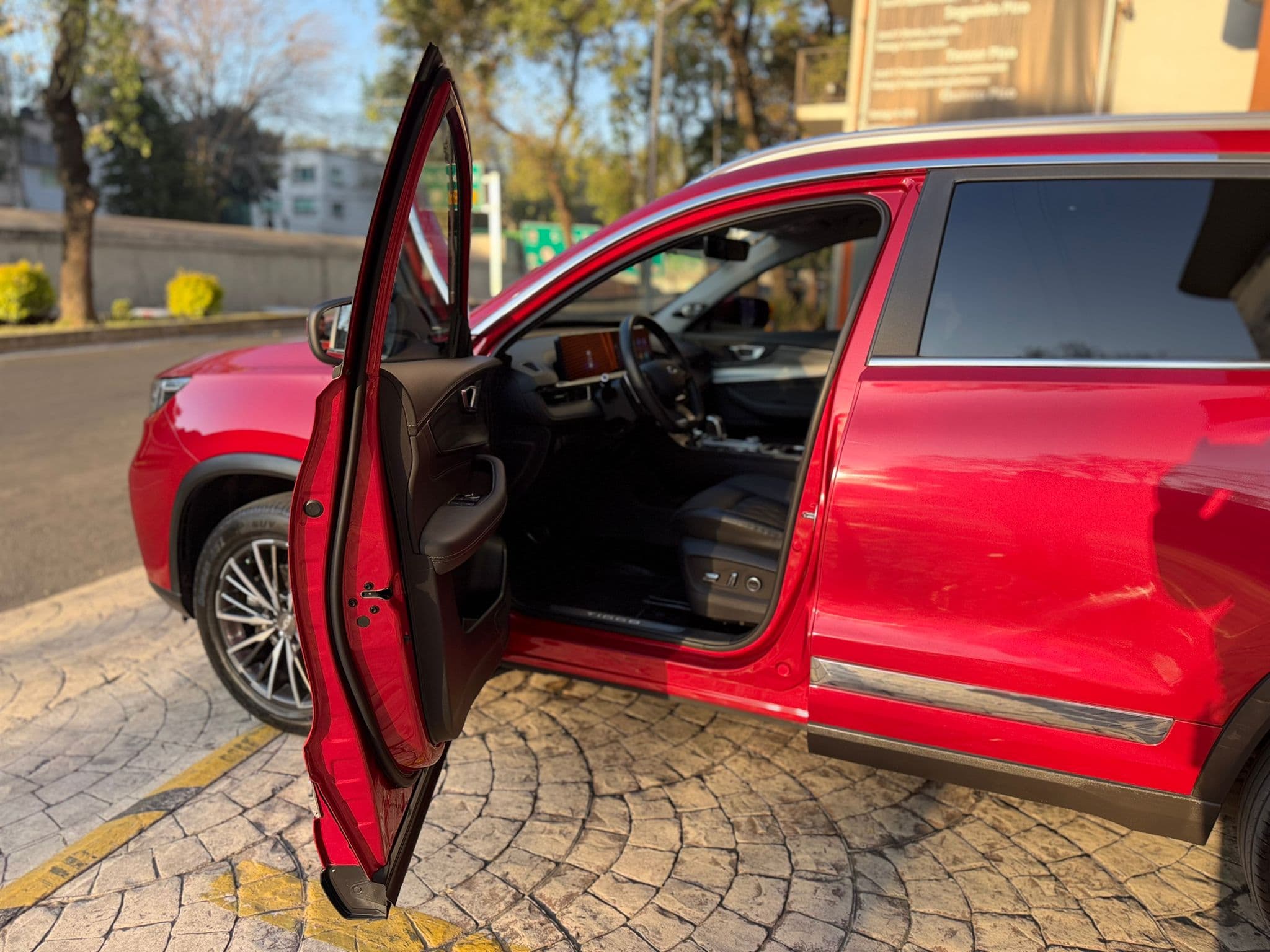 CHIREY TIGGO 8 PRO MAX PREMIUM 2023 3 FILAS DE ASIENTOS — foto 14