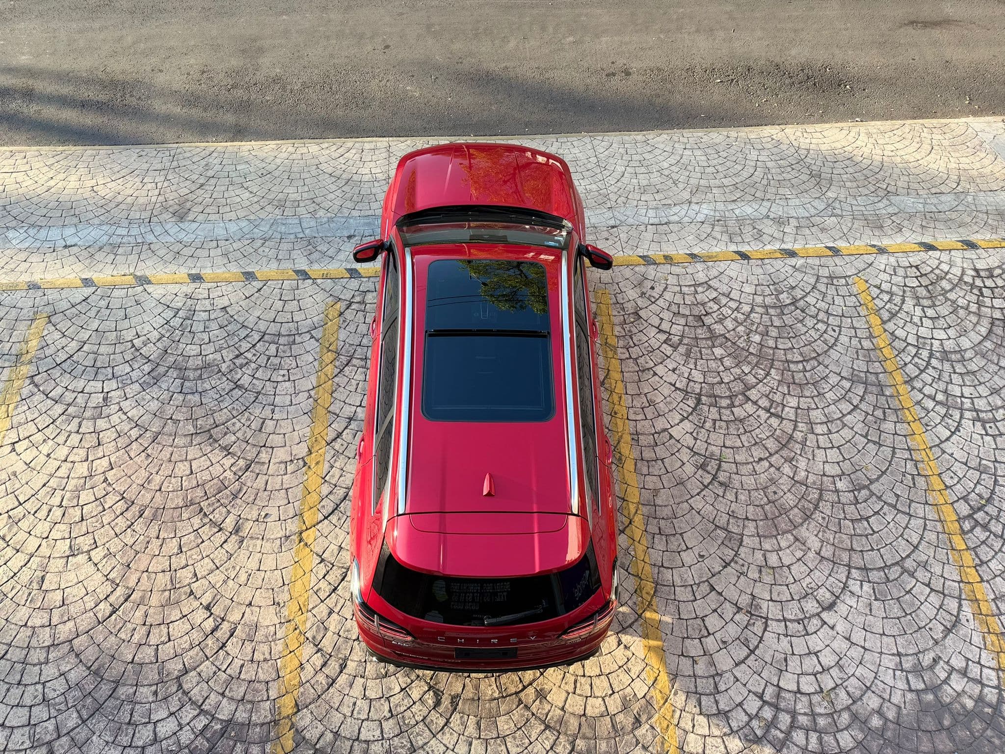 CHIREY TIGGO 8 PRO MAX PREMIUM 2023 3 FILAS DE ASIENTOS — foto 32
