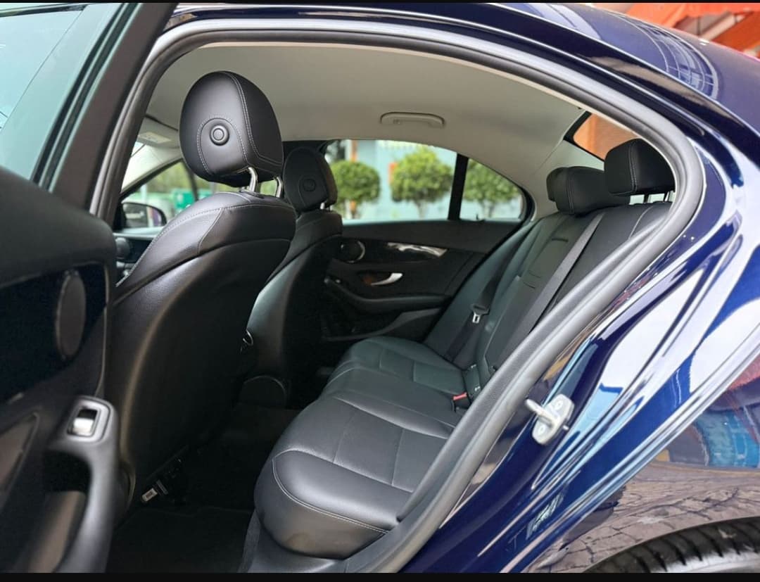 MERCEDES BENZ C 180 CGI 2018 — foto 6