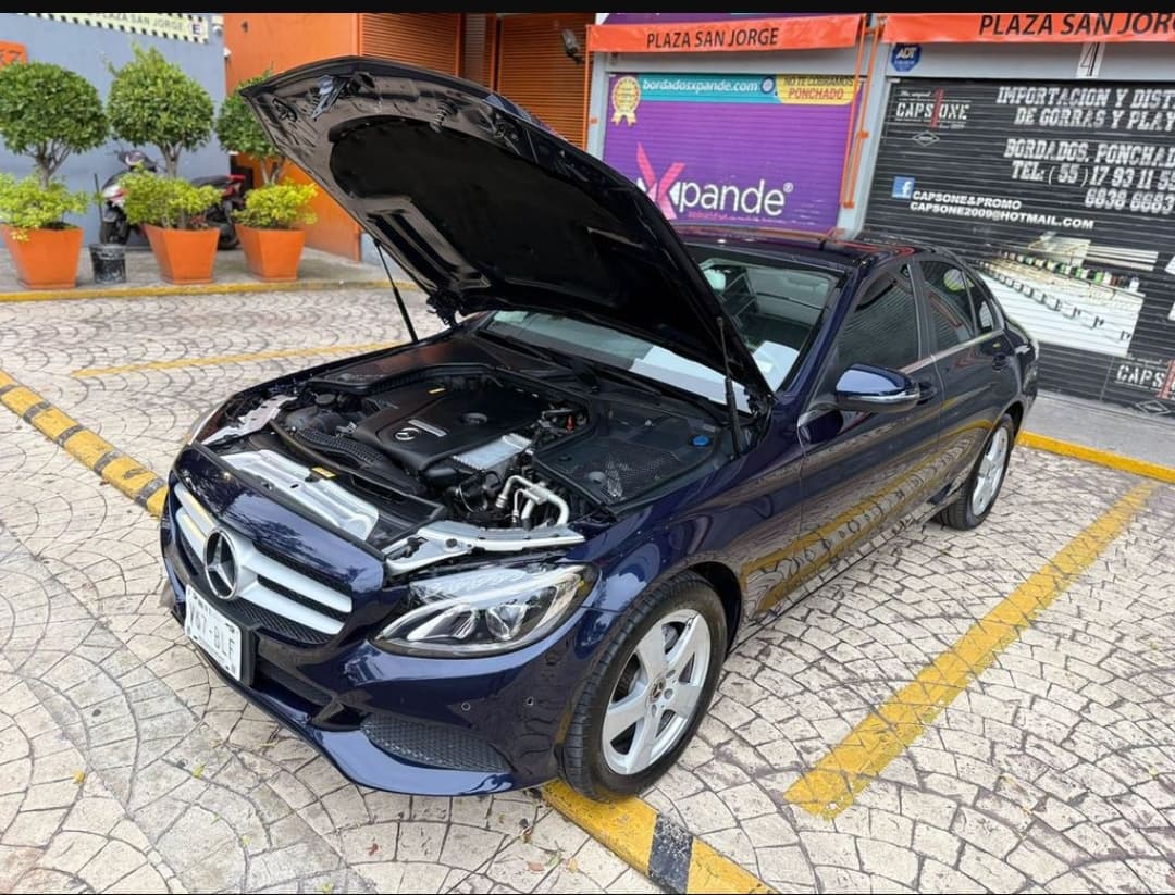 MERCEDES BENZ C 180 CGI 2018 — foto 15