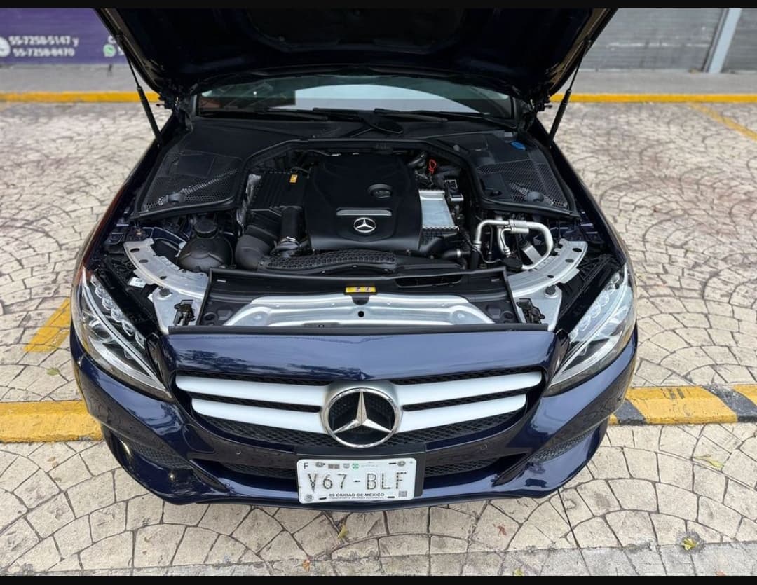 MERCEDES BENZ C 180 CGI 2018 — foto 24
