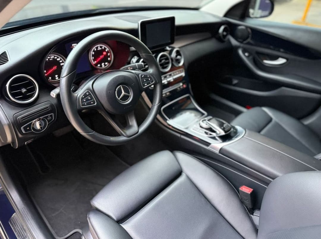 MERCEDES BENZ C 180 CGI 2018 — foto 29