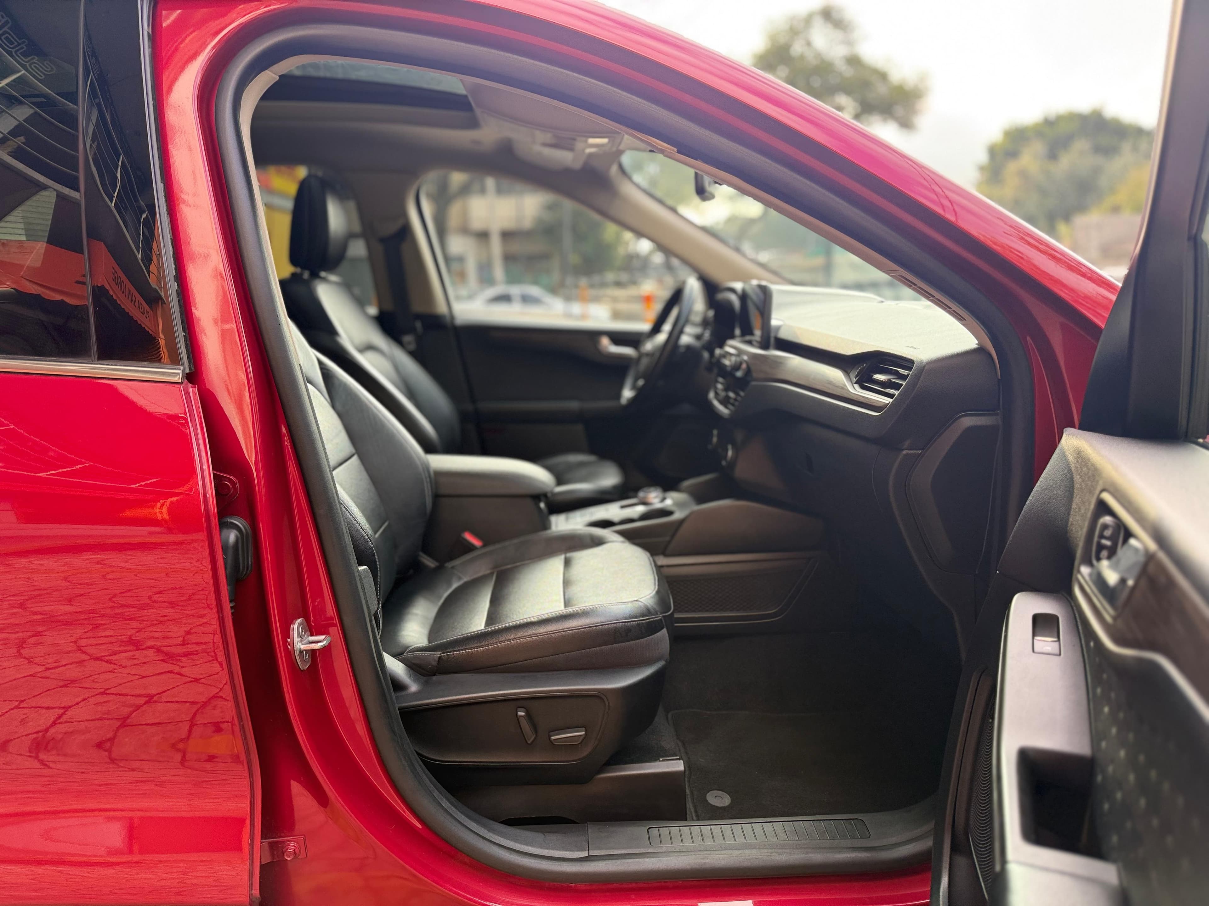 ESCAPE TITANIUM 2020 4CIL ECOBOOST TURBO — foto 23