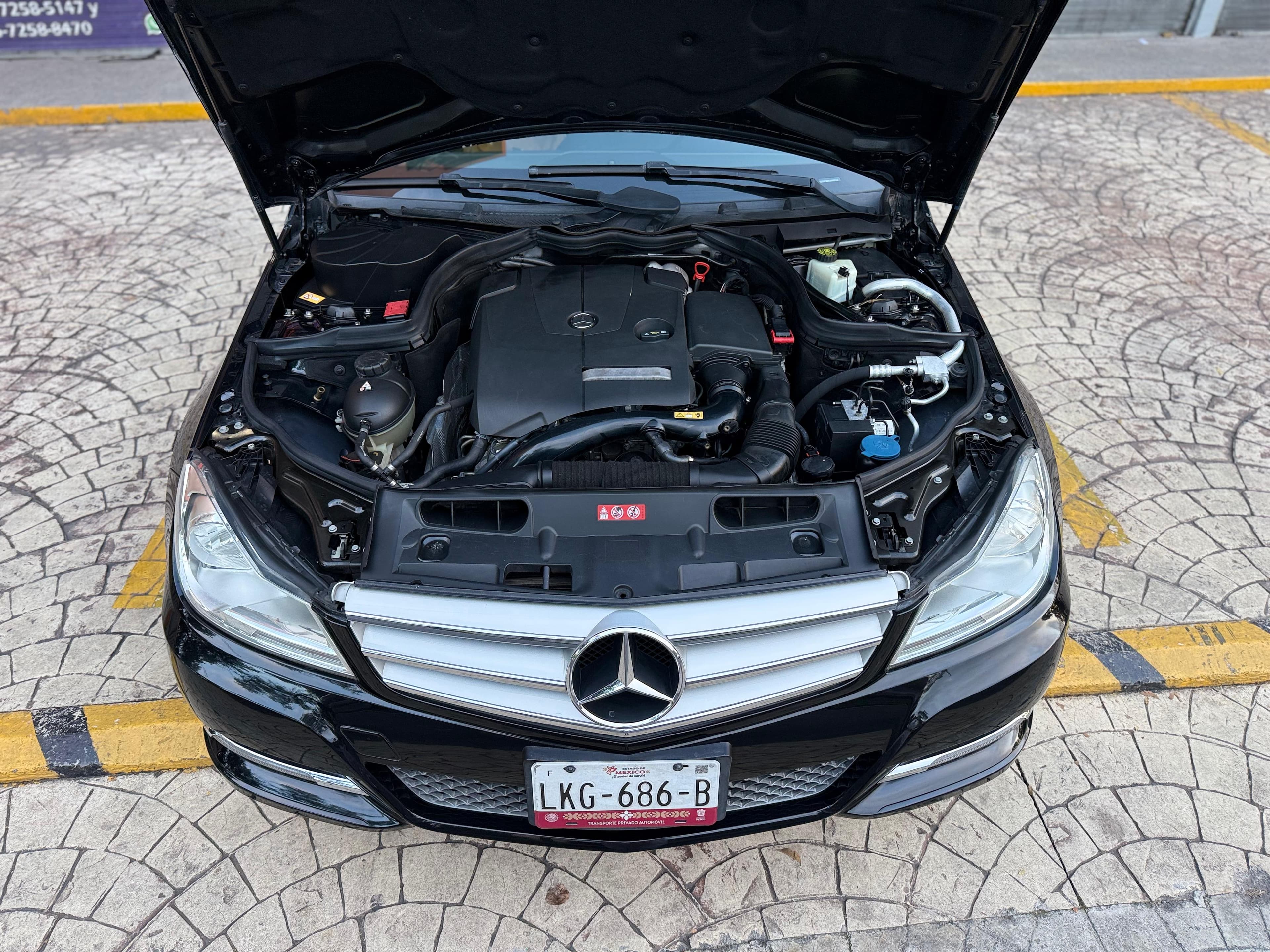MERCEDES BENZ C180 2013 — foto 11