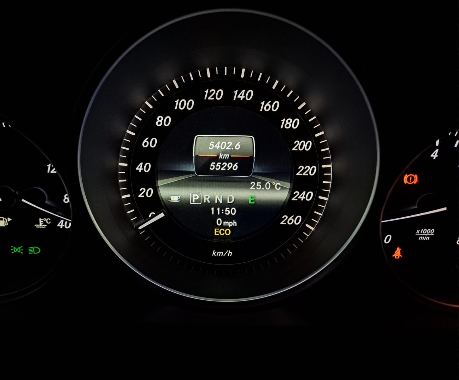 MERCEDES BENZ C180 2013 — foto 29