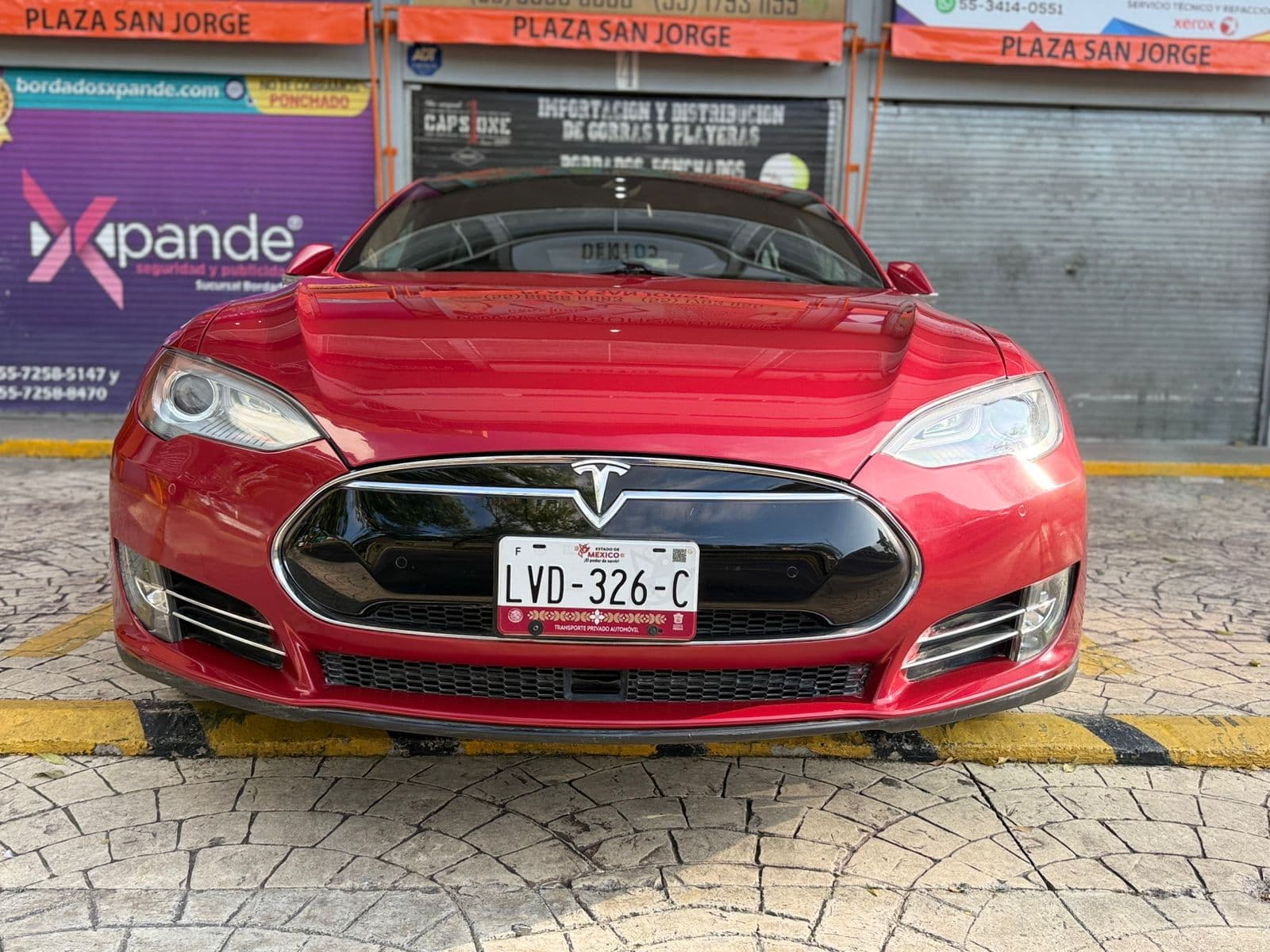 TESLA MODEL S 85D 2015 — foto 3