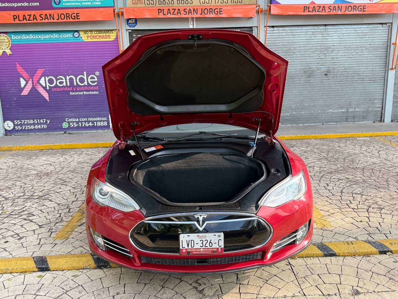 TESLA MODEL S 85D 2015 — foto 11