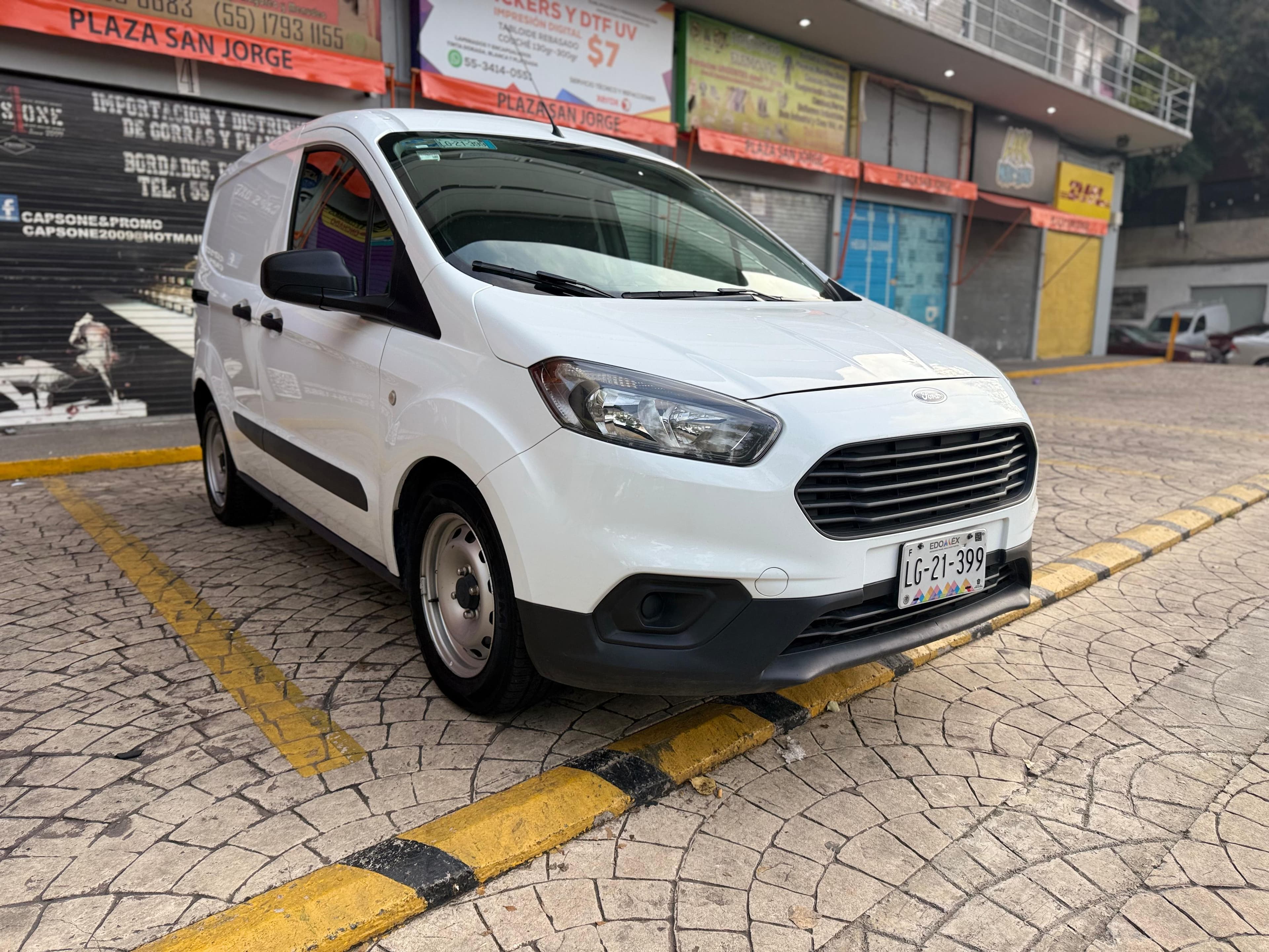 TRANSIT COURIER VAN 2023 — foto 2
