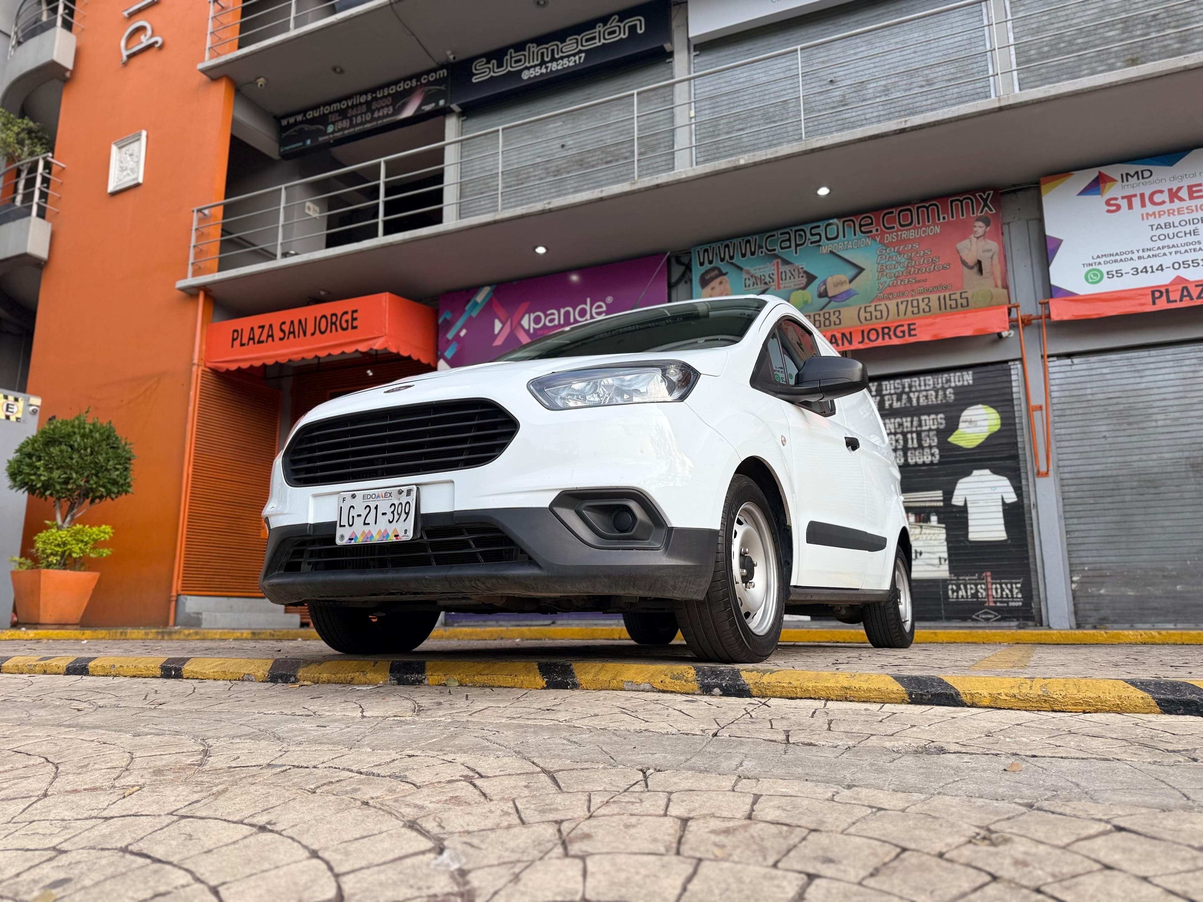 TRANSIT COURIER VAN 2023 — foto 9