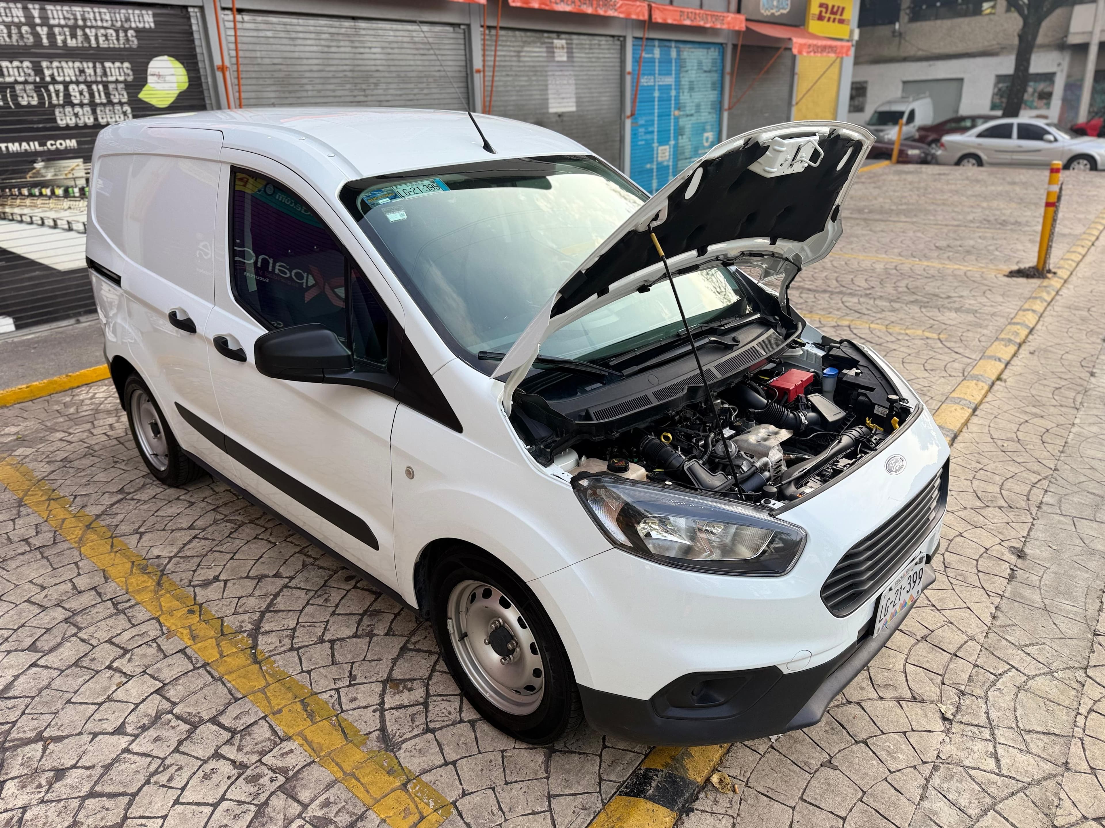 TRANSIT COURIER VAN 2023 — foto 13