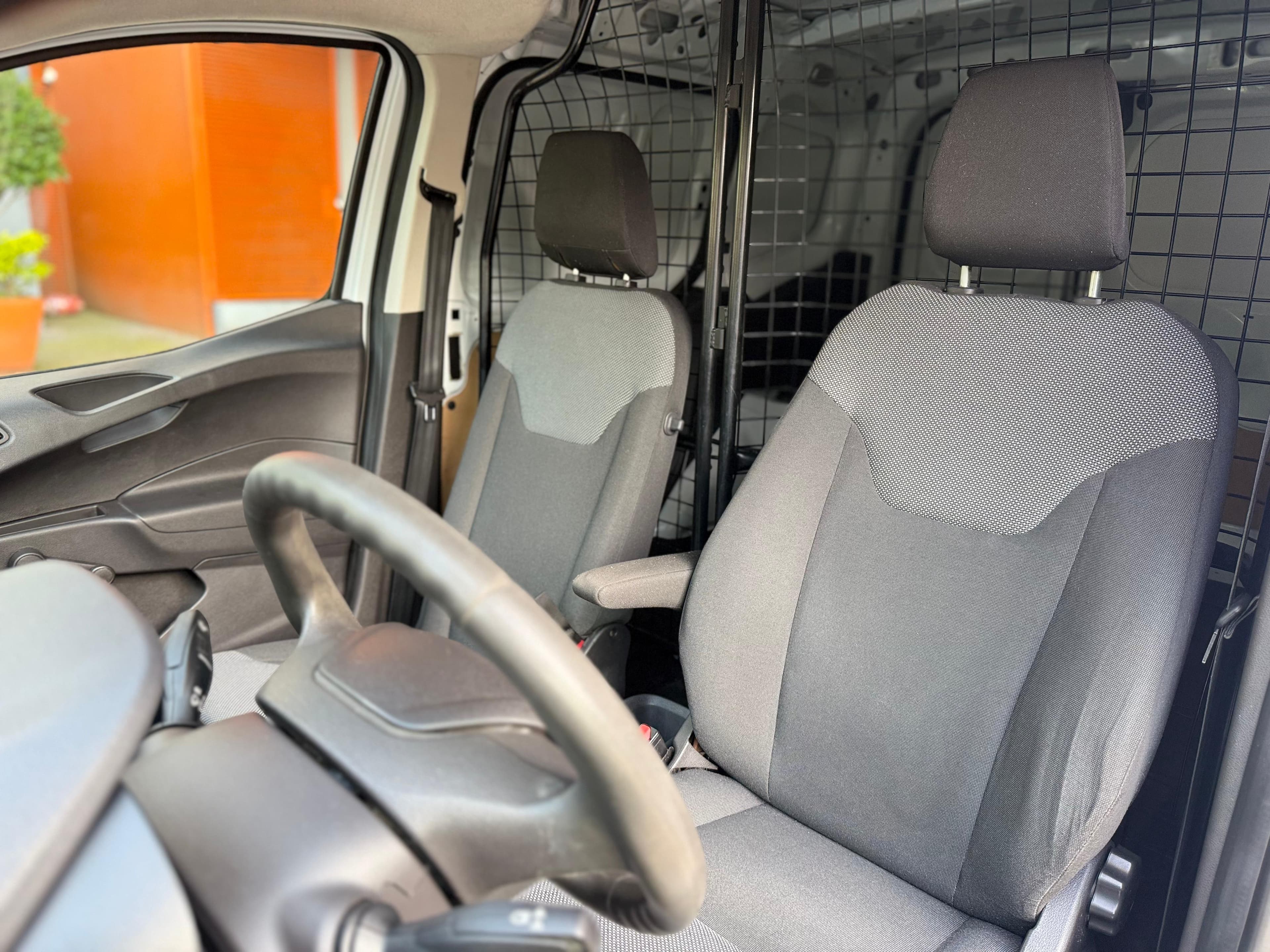 TRANSIT COURIER VAN 2023 — foto 17