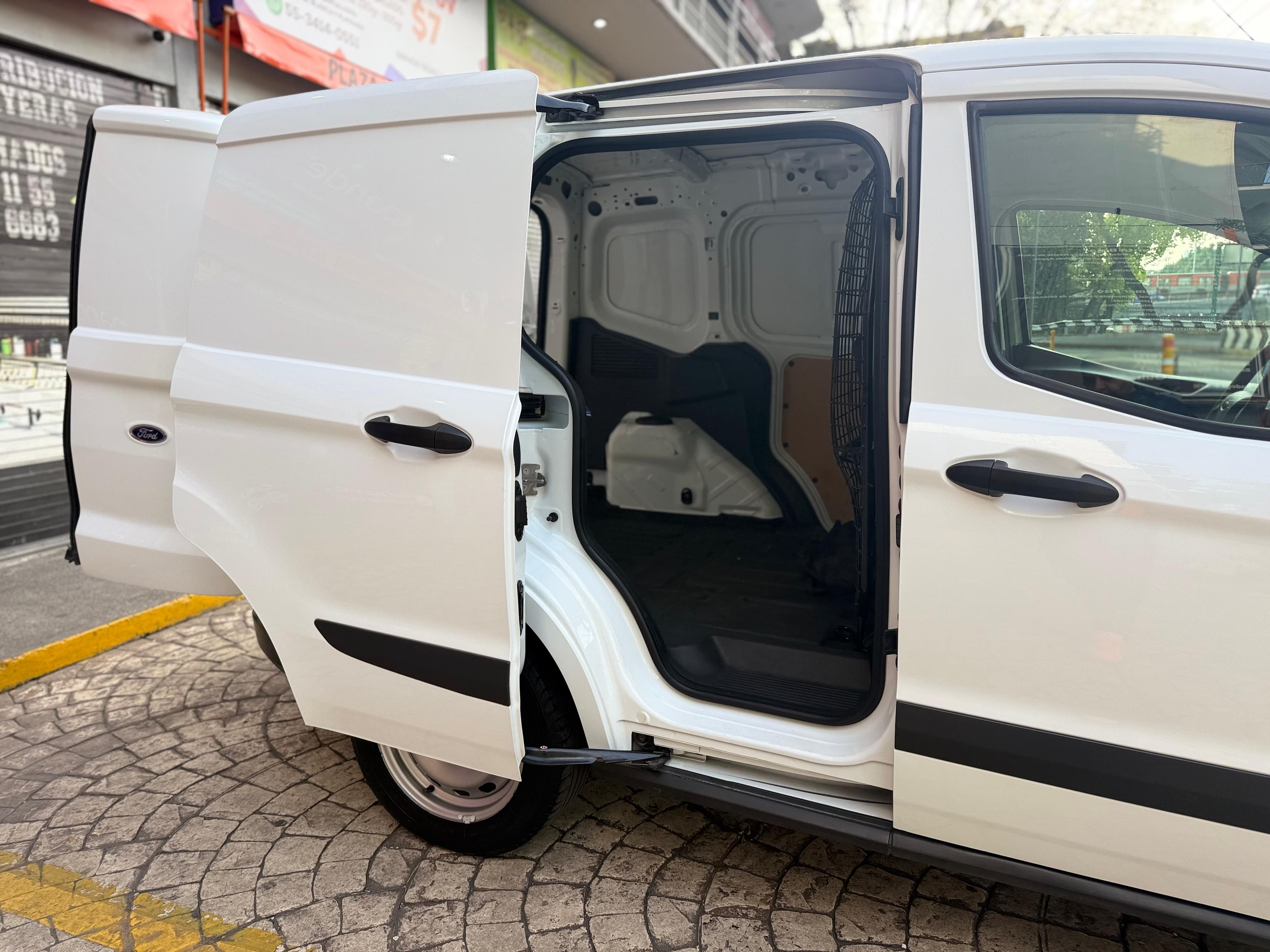 TRANSIT COURIER VAN 2023 — foto 21