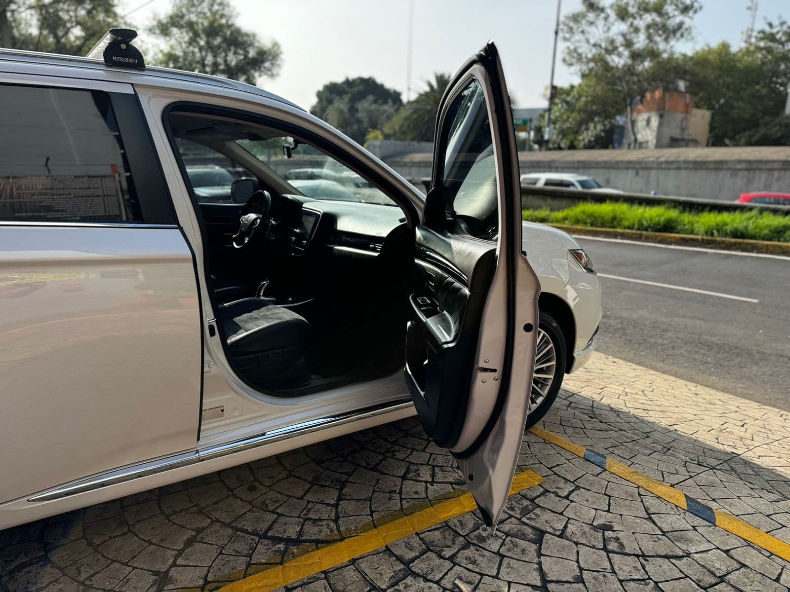 MITSUBISHI OUTLANDER PHEV 2020 HIBRIDA ENCHUFABLE — foto 23