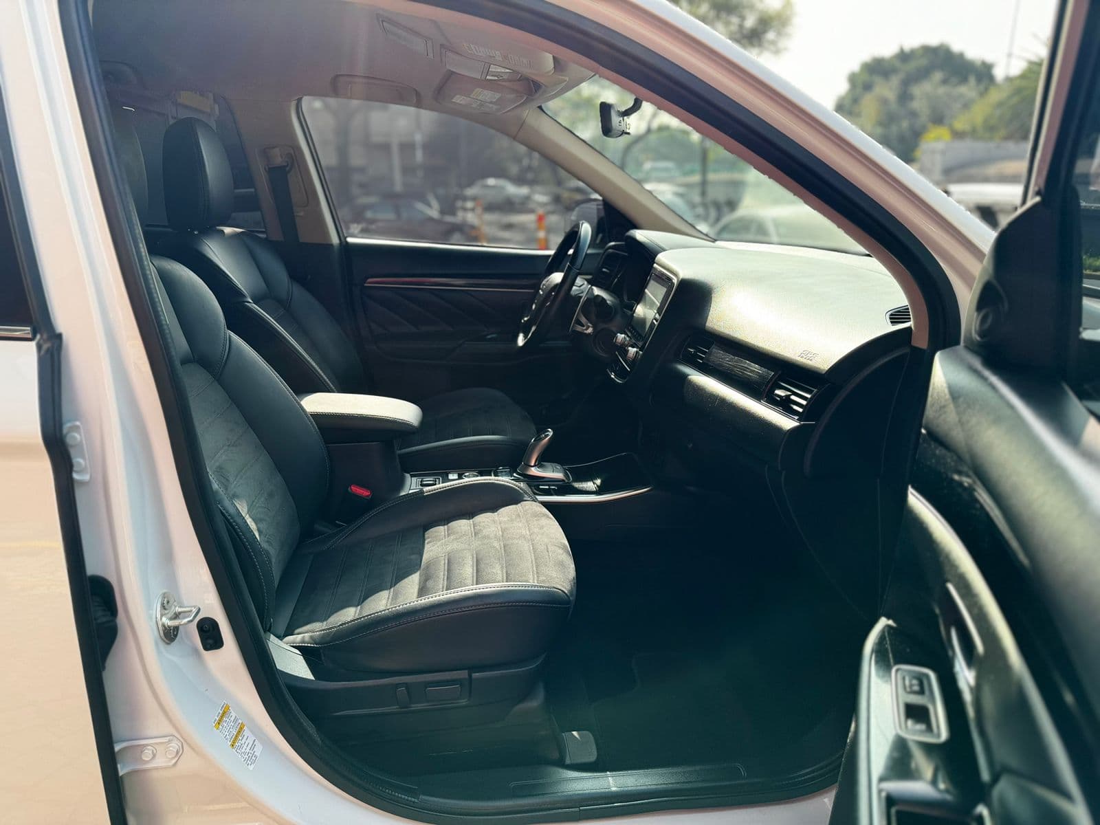 MITSUBISHI OUTLANDER PHEV 2020 HIBRIDA ENCHUFABLE — foto 24
