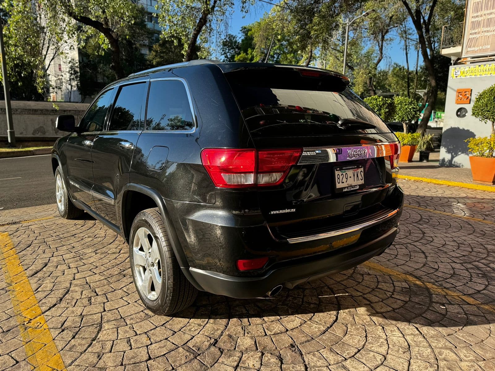 JEEP GRAND CHEROKEE LIMITED LUJO V8 HEMI 2012 — foto 7