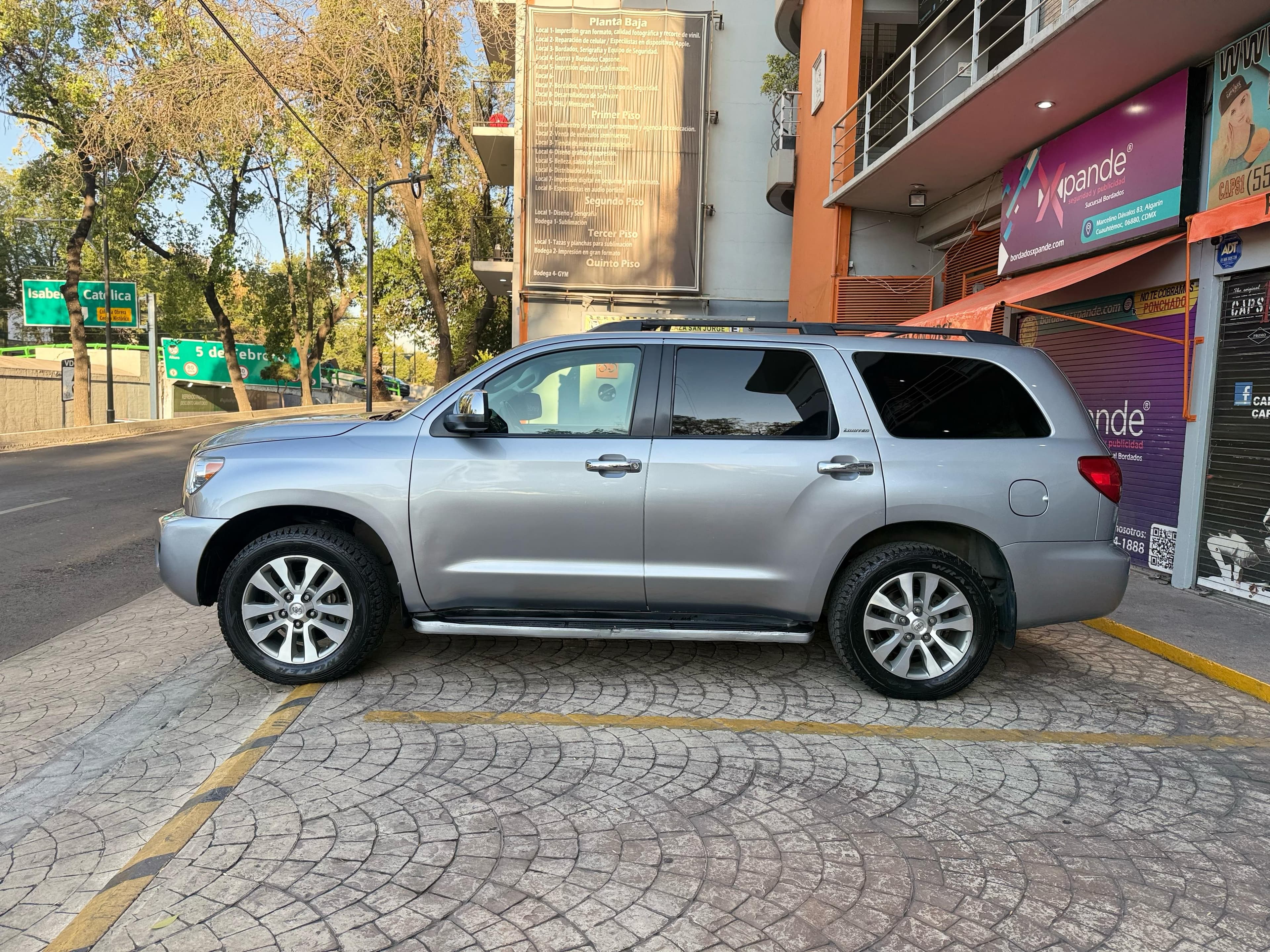 TOYOTA SEQUOIA LIMITED 2017 4X4 — foto 4