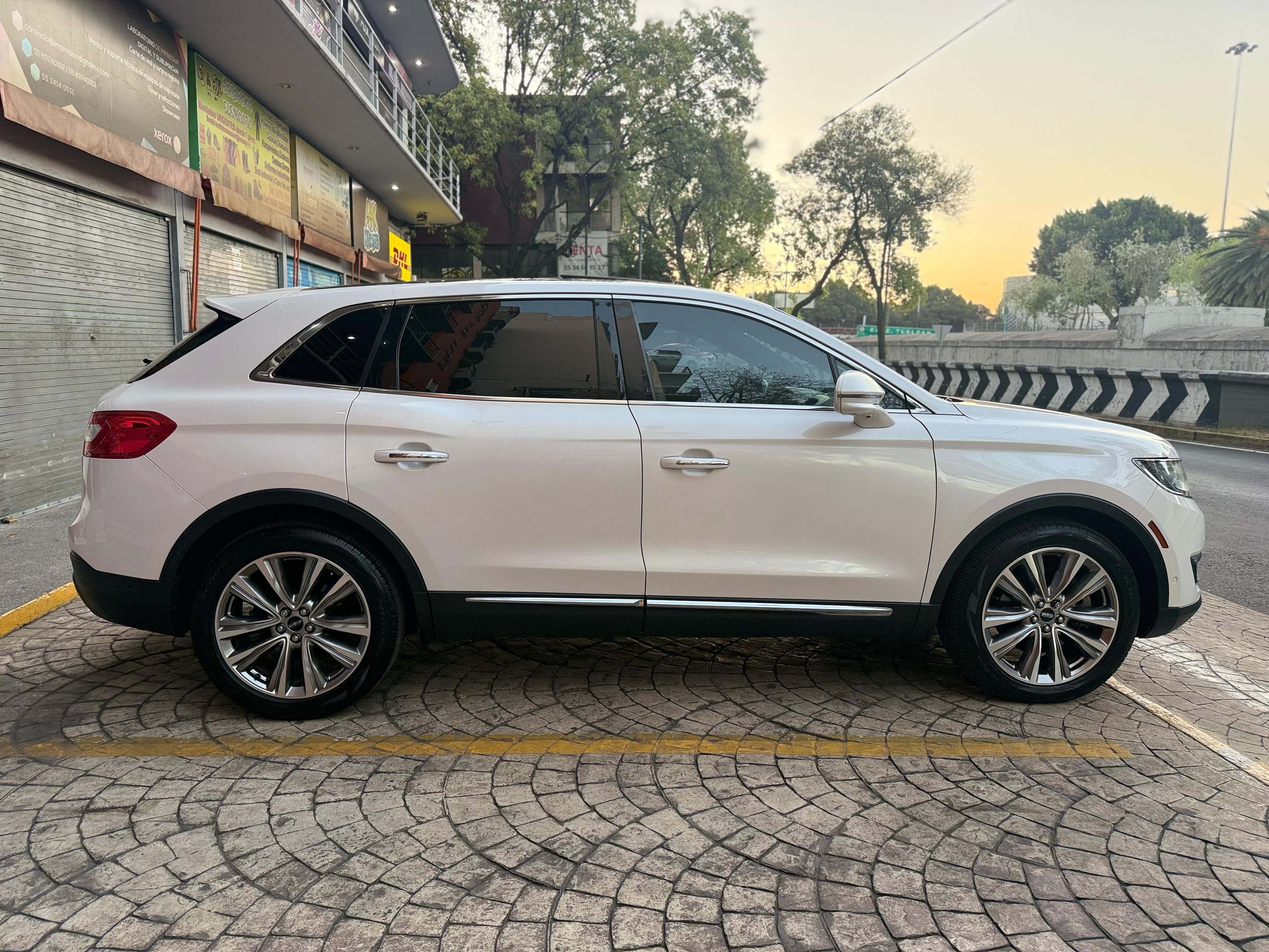 LINCOLN MKX 2017 RESERVE AWD 2.7 TURBO — foto 5