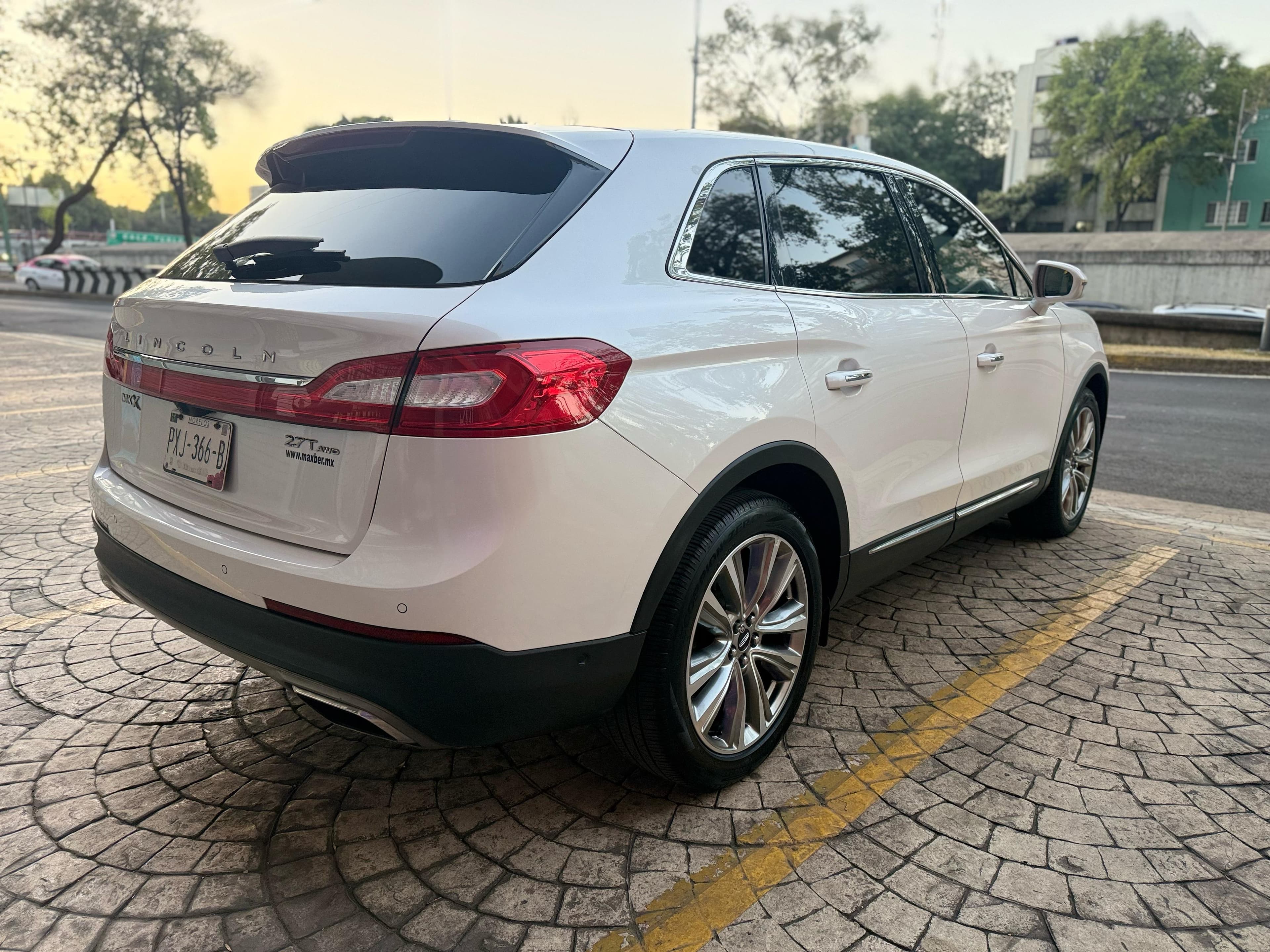 LINCOLN MKX 2017 RESERVE AWD 2.7 TURBO — foto 6