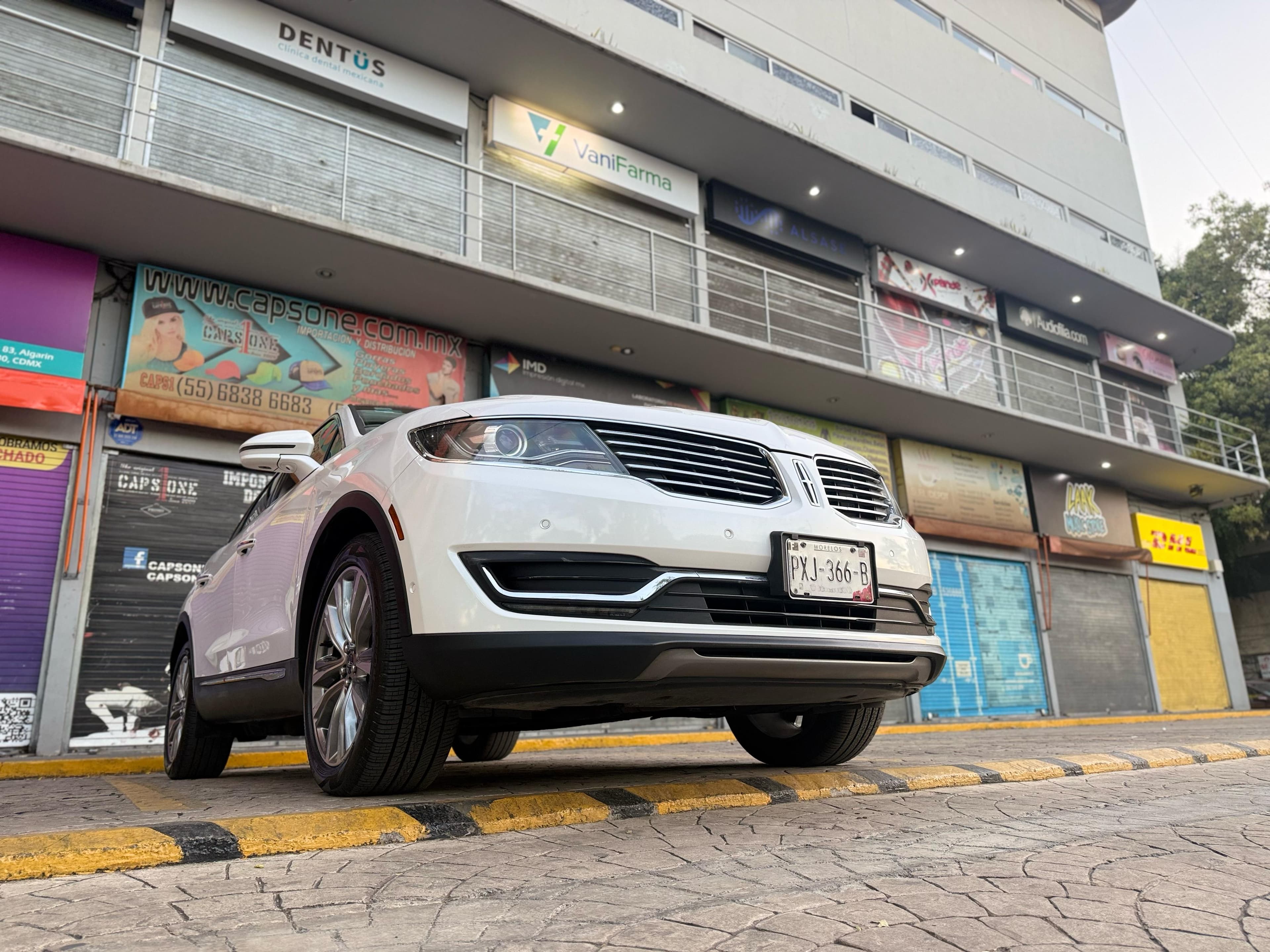 LINCOLN MKX 2017 RESERVE AWD 2.7 TURBO — foto 10