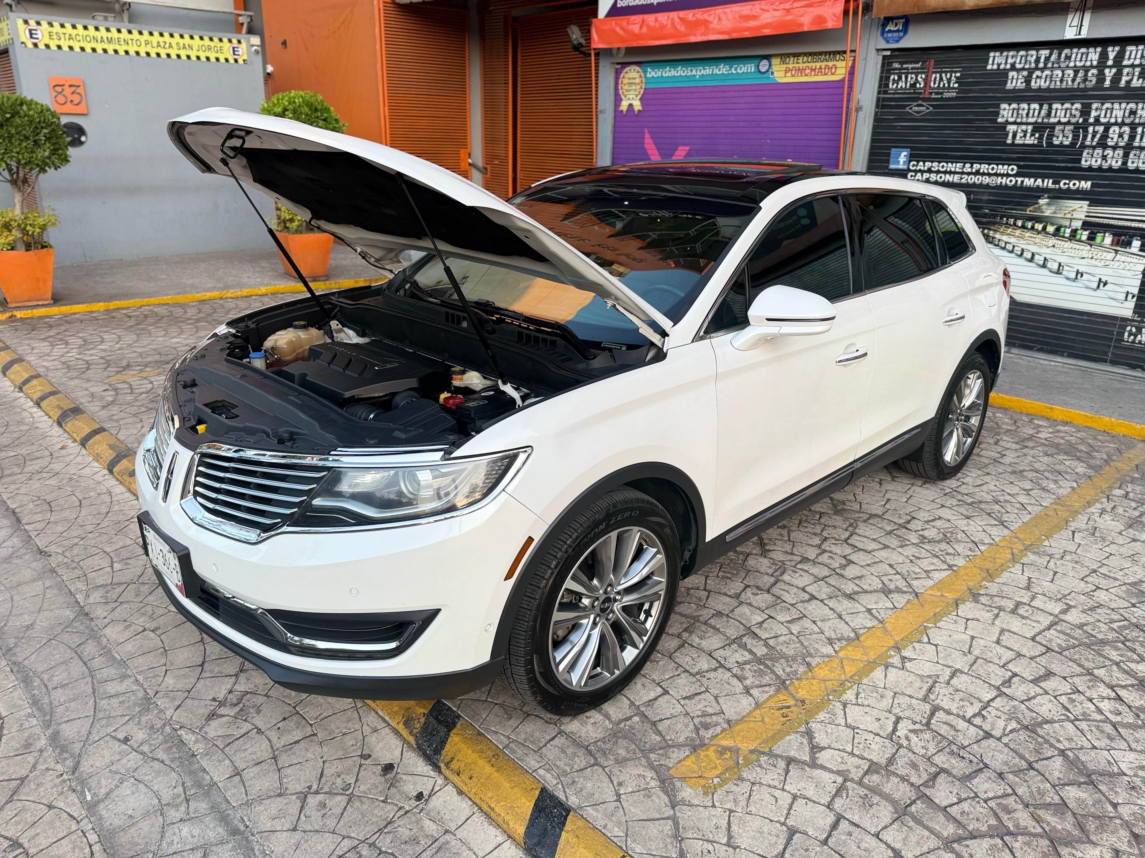 LINCOLN MKX 2017 RESERVE AWD 2.7 TURBO — foto 12