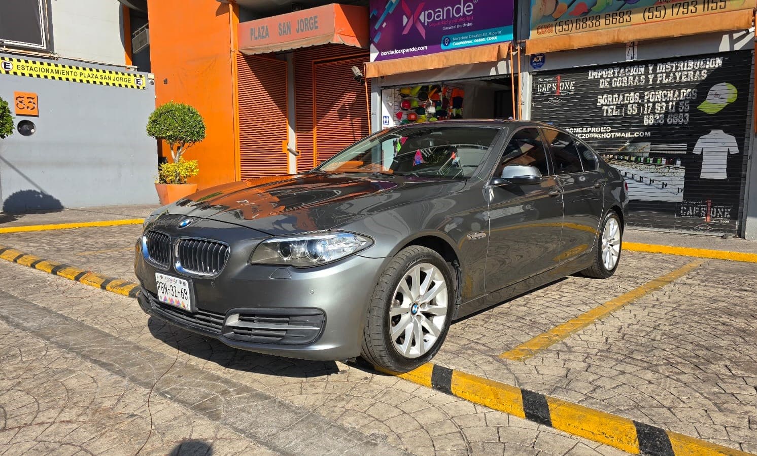 BMW 520IA 2015